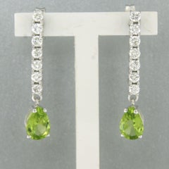 Pendientes colgantes con peridoto y diamantes talla brillante de hasta 0,66 ct Oro de 18k