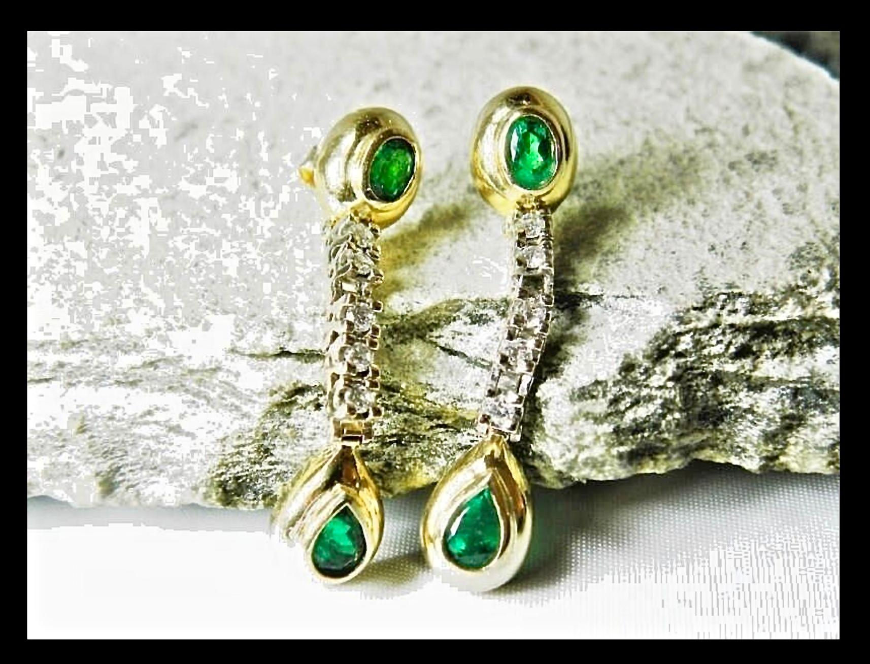 Dangle Emerald Diamond Estate Earrings For Sale 3