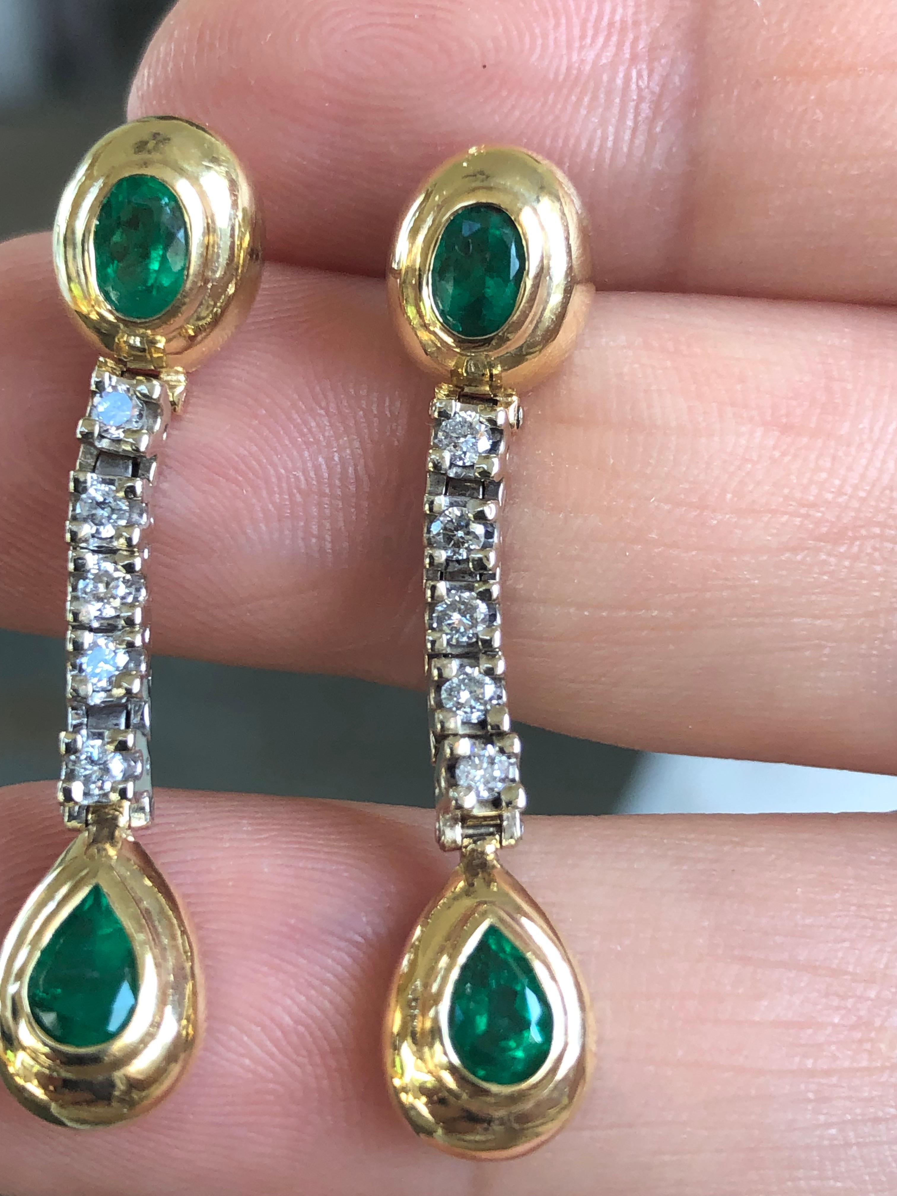 Dangle Emerald Diamond Estate Earrings For Sale 2