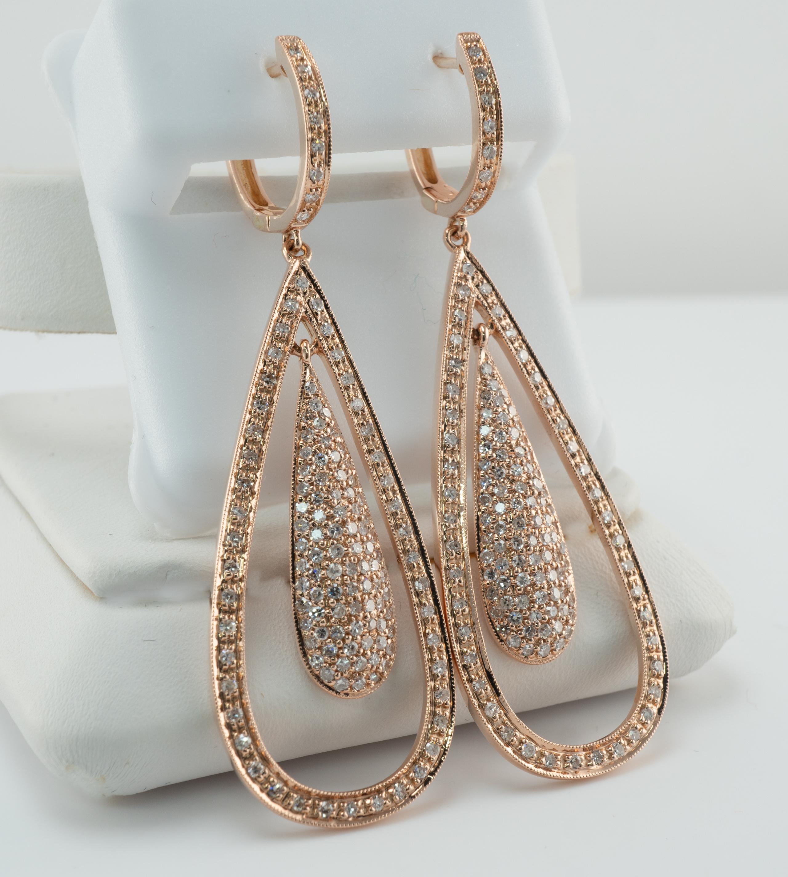 Dangle Natural Diamond Earrings 14K Rose Gold Teardrop 2.60 TDW In Good Condition For Sale In East Brunswick, NJ
