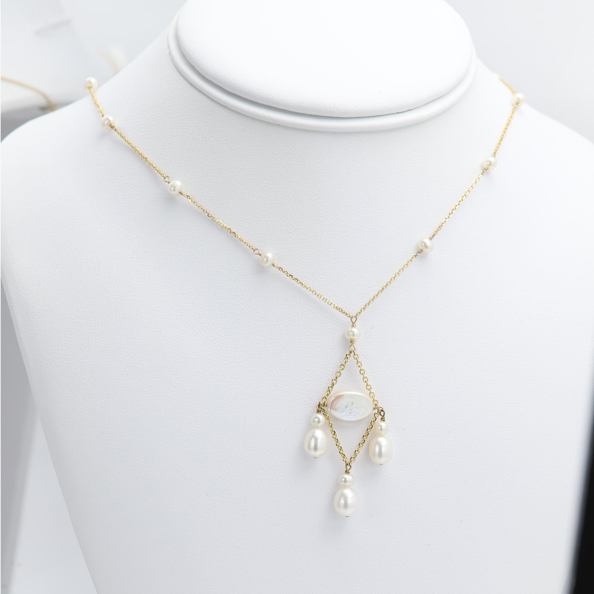 Dangle Pearl Necklace 14 Karat Yellow Gold Bead Pearls Dangling For Sale 6