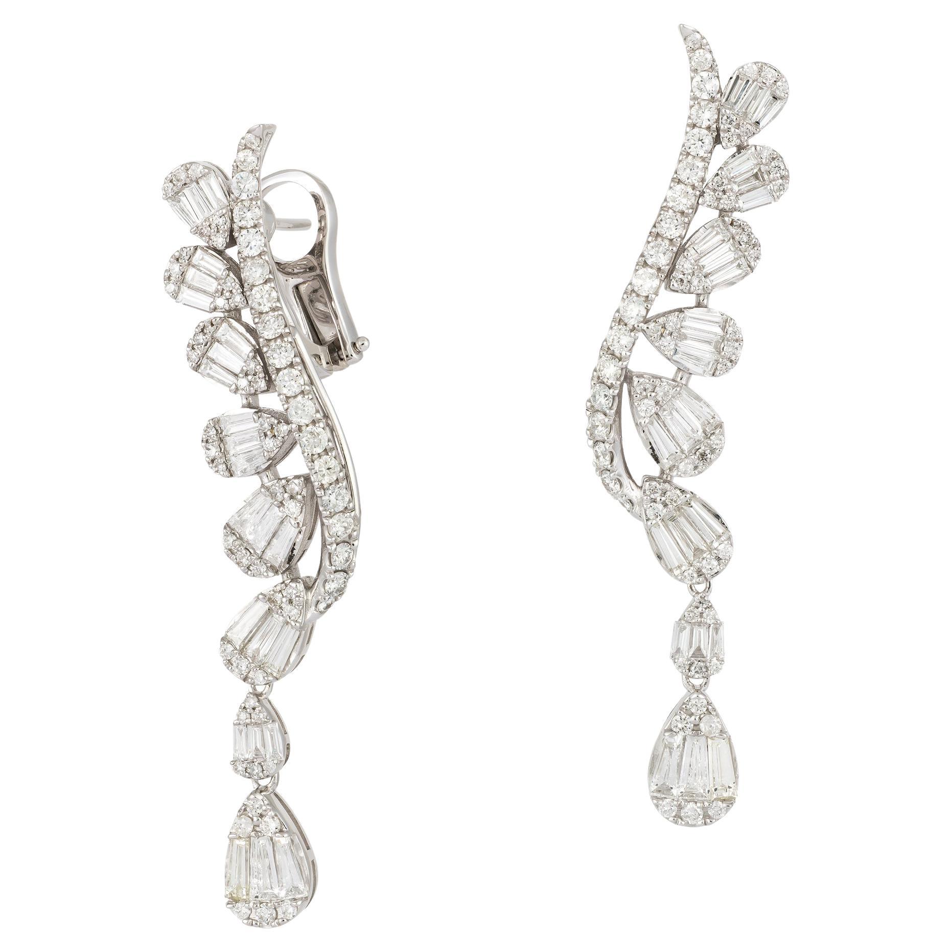 Dangle White Gold 18K Earrings Diamond For Her For Sale