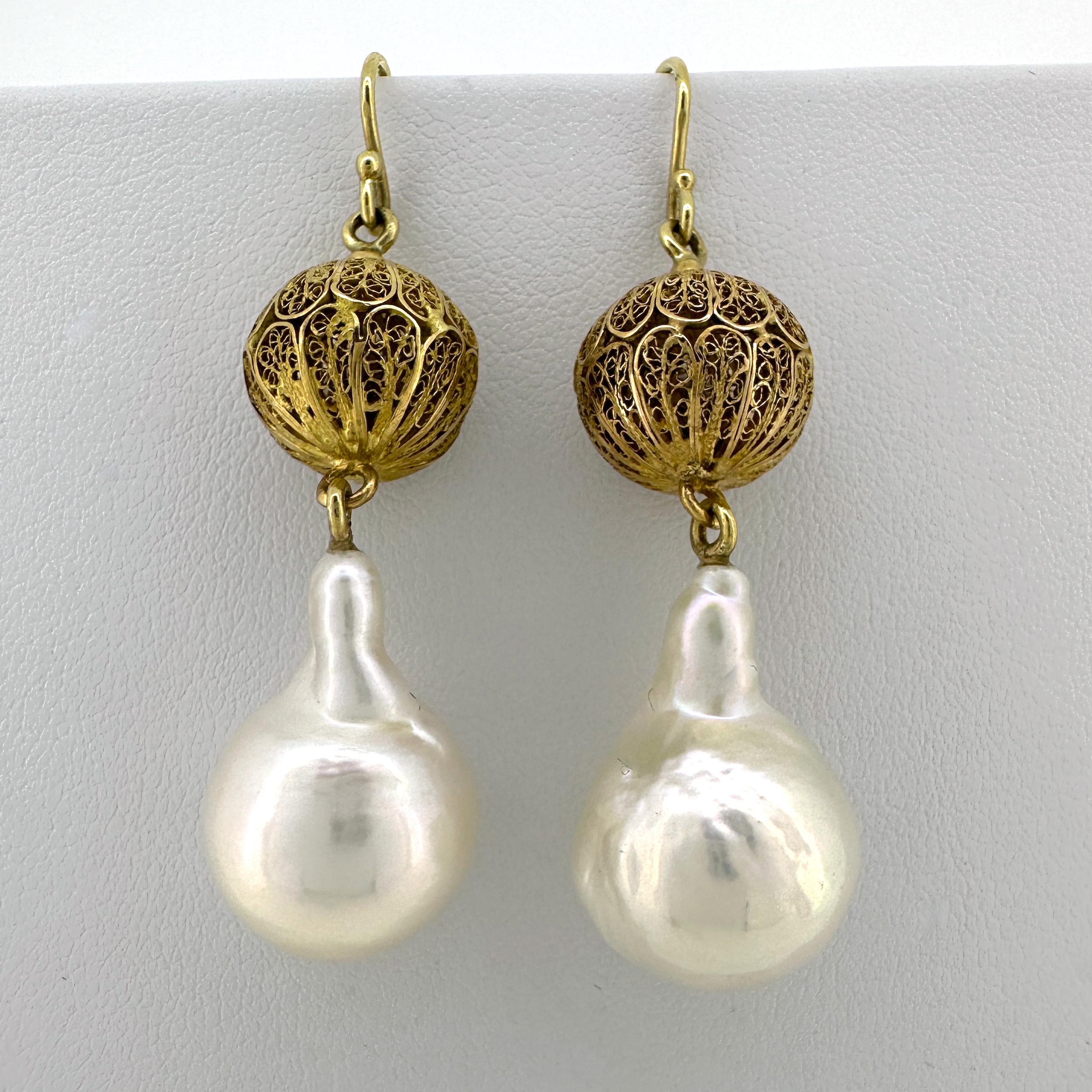Dangle Wire Hook Earrings with Baroque Freshwater Pearls and 22K Gold Beads For Sale 5