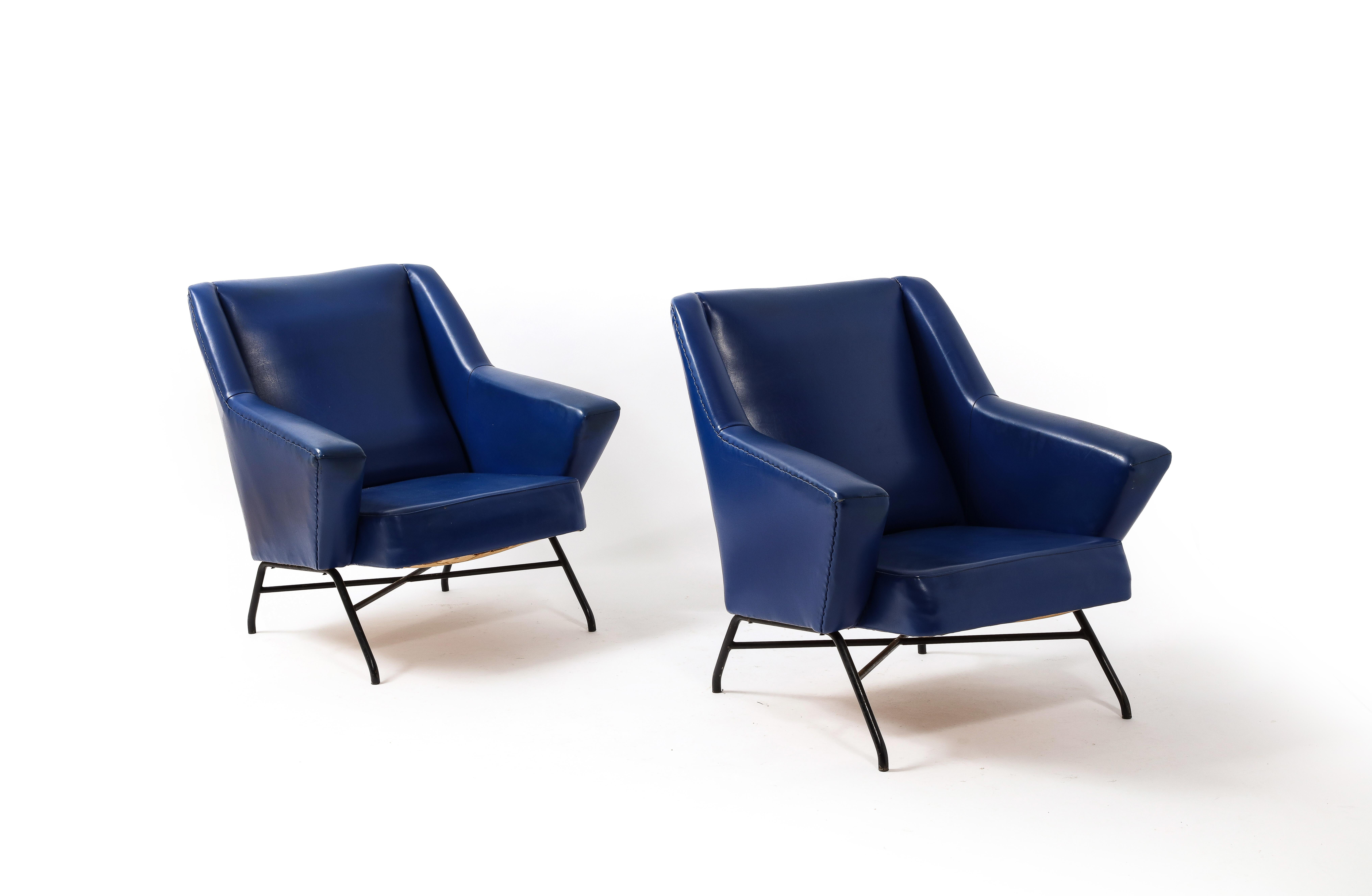 20th Century Dangles & DeFrance Armchairs, France 1950s For Sale
