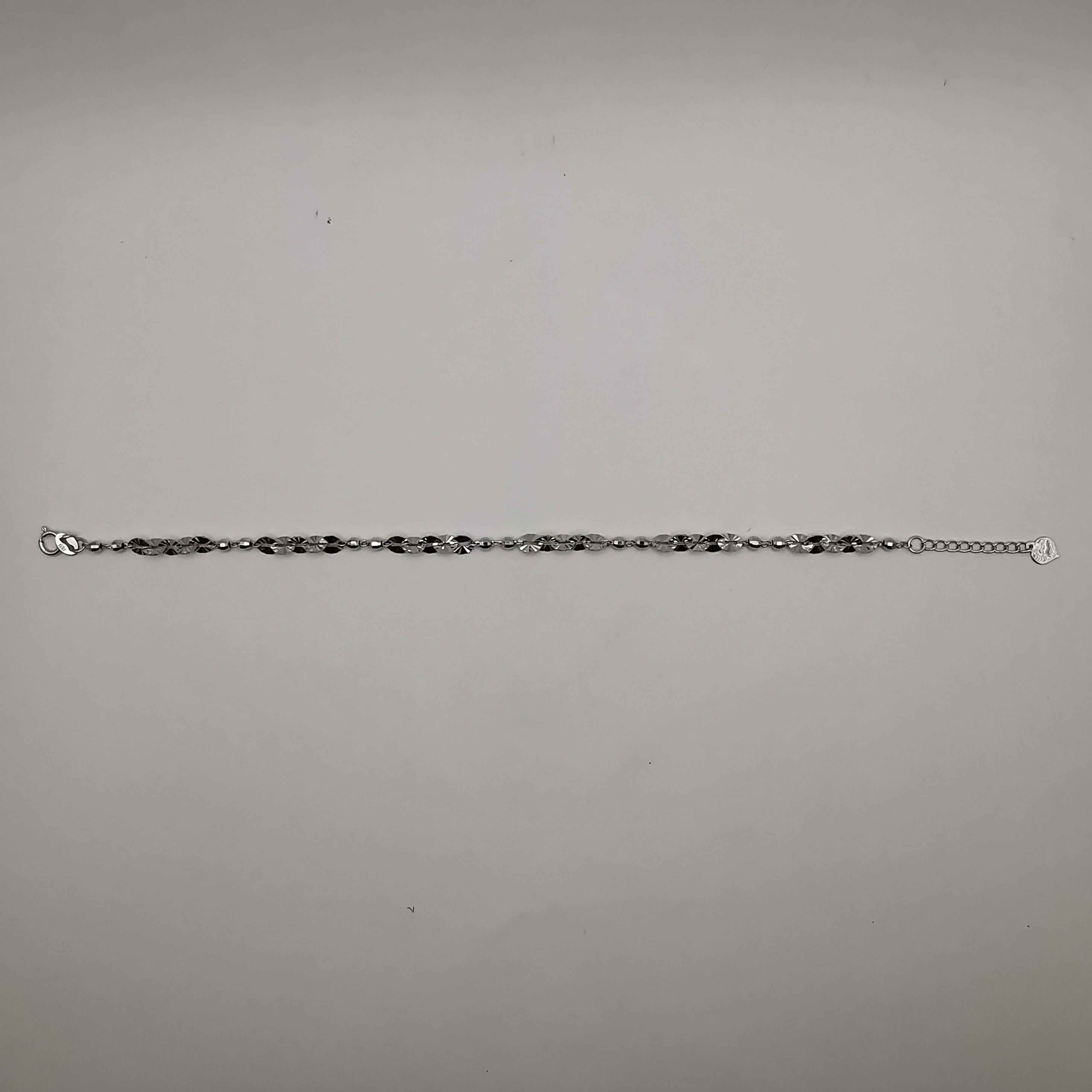 Pulsera de cadena colgante de oro blanco de 18 quilates Contemporáneo en venta