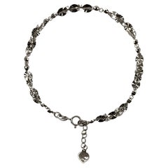 Dangling Chain Bracelet in 18K White Gold