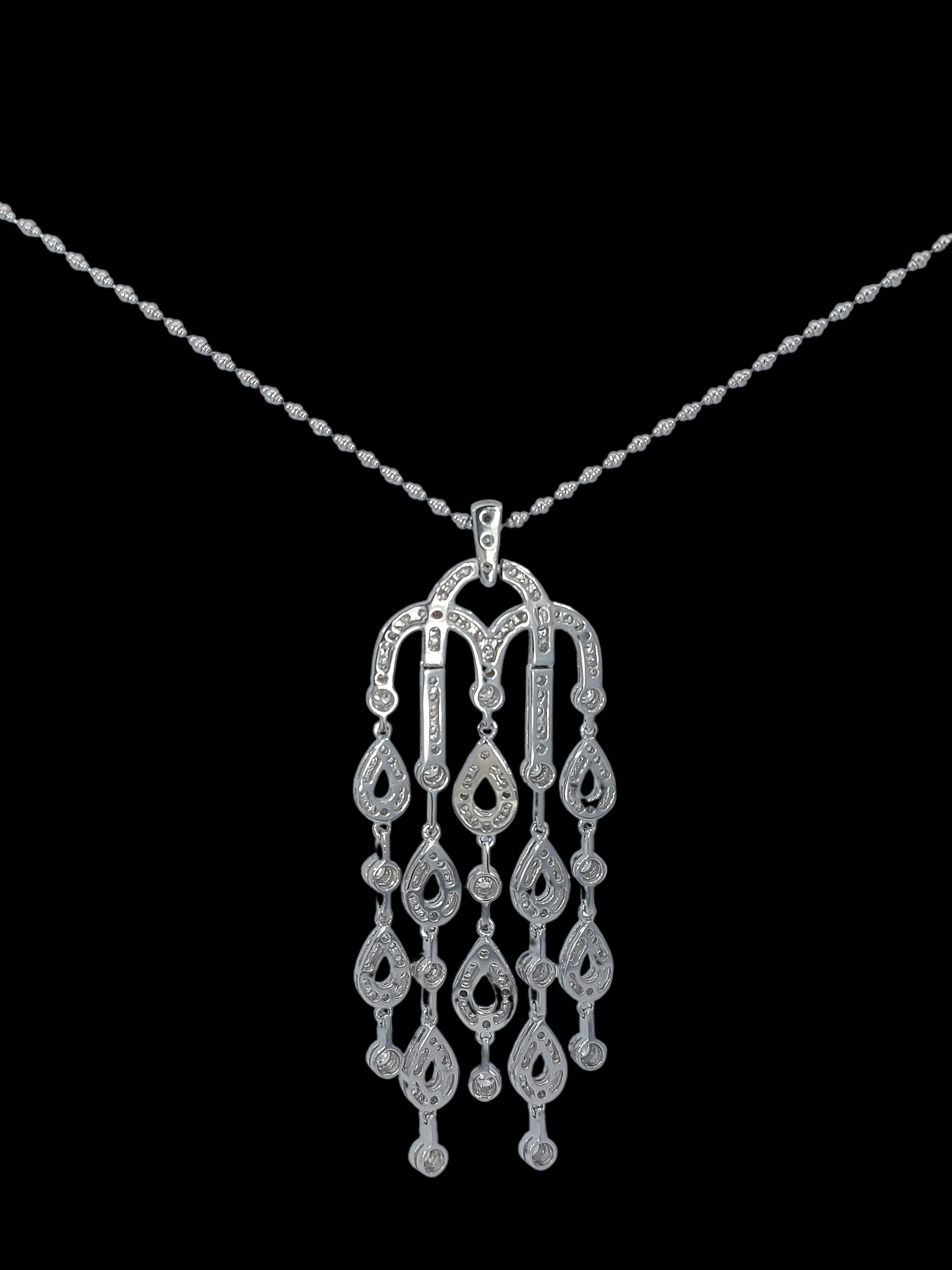 Dangling Chandelier 18kt White Gold Necklace with 5.4ct Diamonds For Sale 8