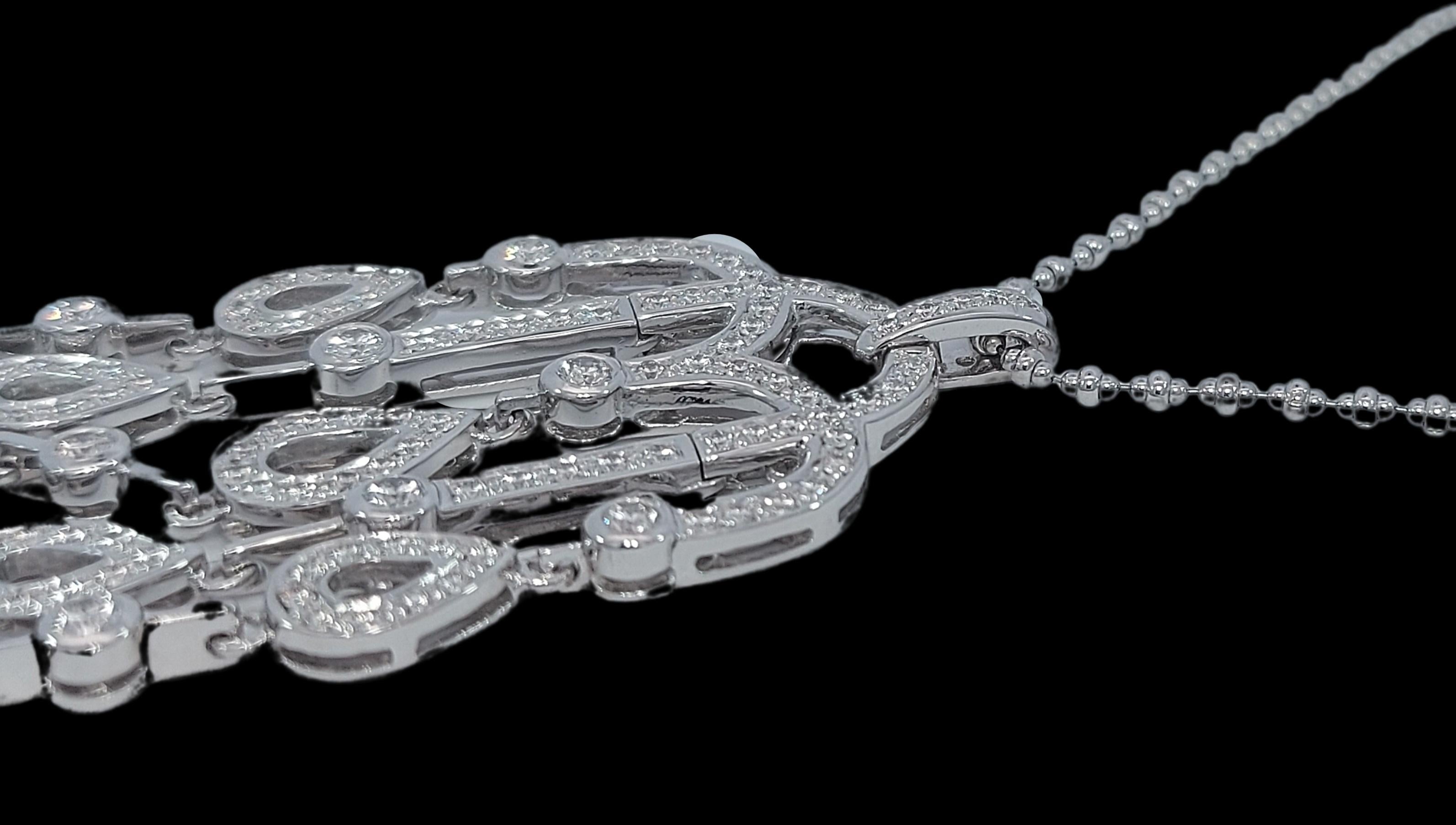 Dangling Chandelier 18kt White Gold Necklace with 5.4ct Diamonds For Sale 3