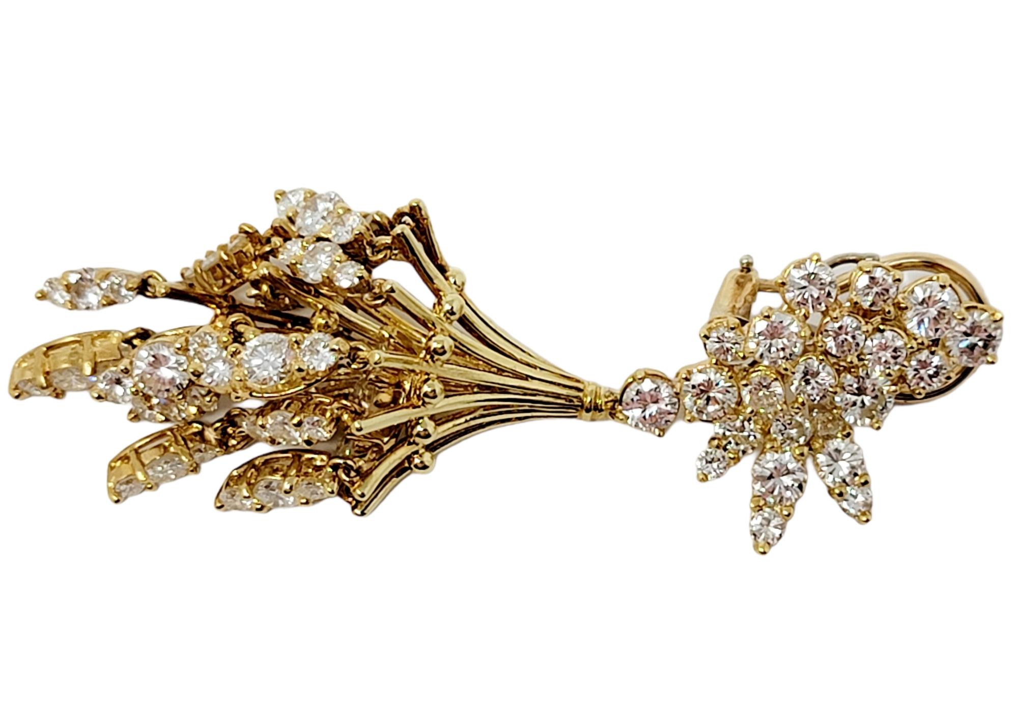 Dangling Chandelier Earrings in 18 Karat Gold 11.59 Carats Total Round Diamonds In Good Condition For Sale In Scottsdale, AZ