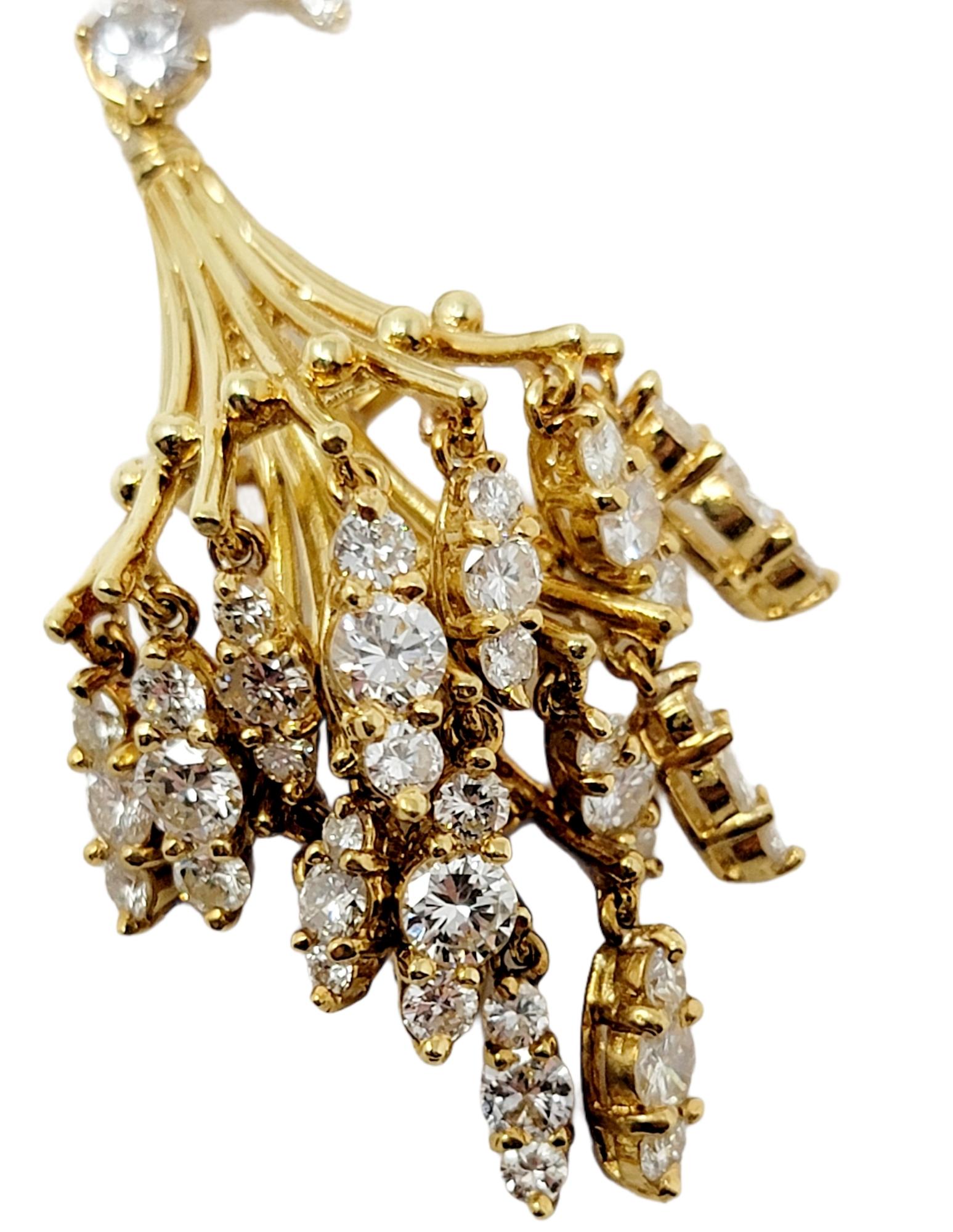 Dangling Chandelier Earrings in 18 Karat Gold 11.59 Carats Total Round Diamonds For Sale 4