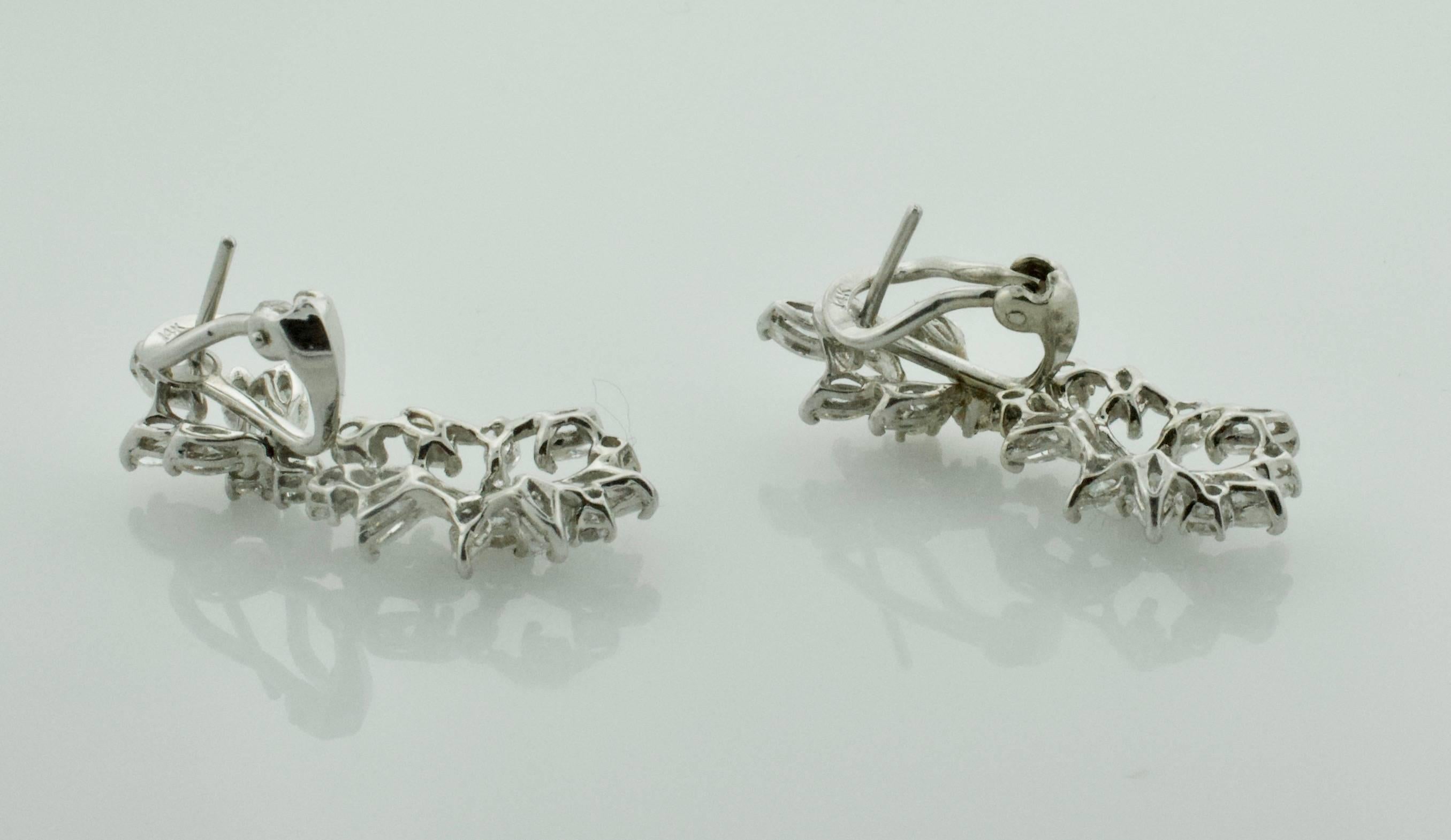 Ohrringe mit baumelnden Diamanten, 2,90 Karat, ca. 1950er Jahre (Marquiseschliff) im Angebot