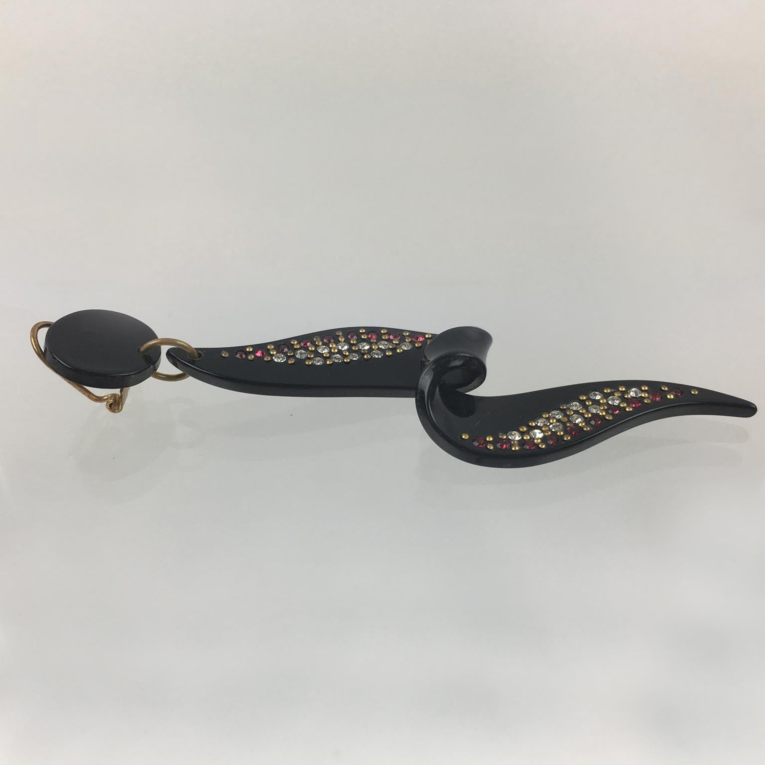 da uomo o donna Orecchini pendenti a clip in resina nera con strass di cristallo rosso in vendita