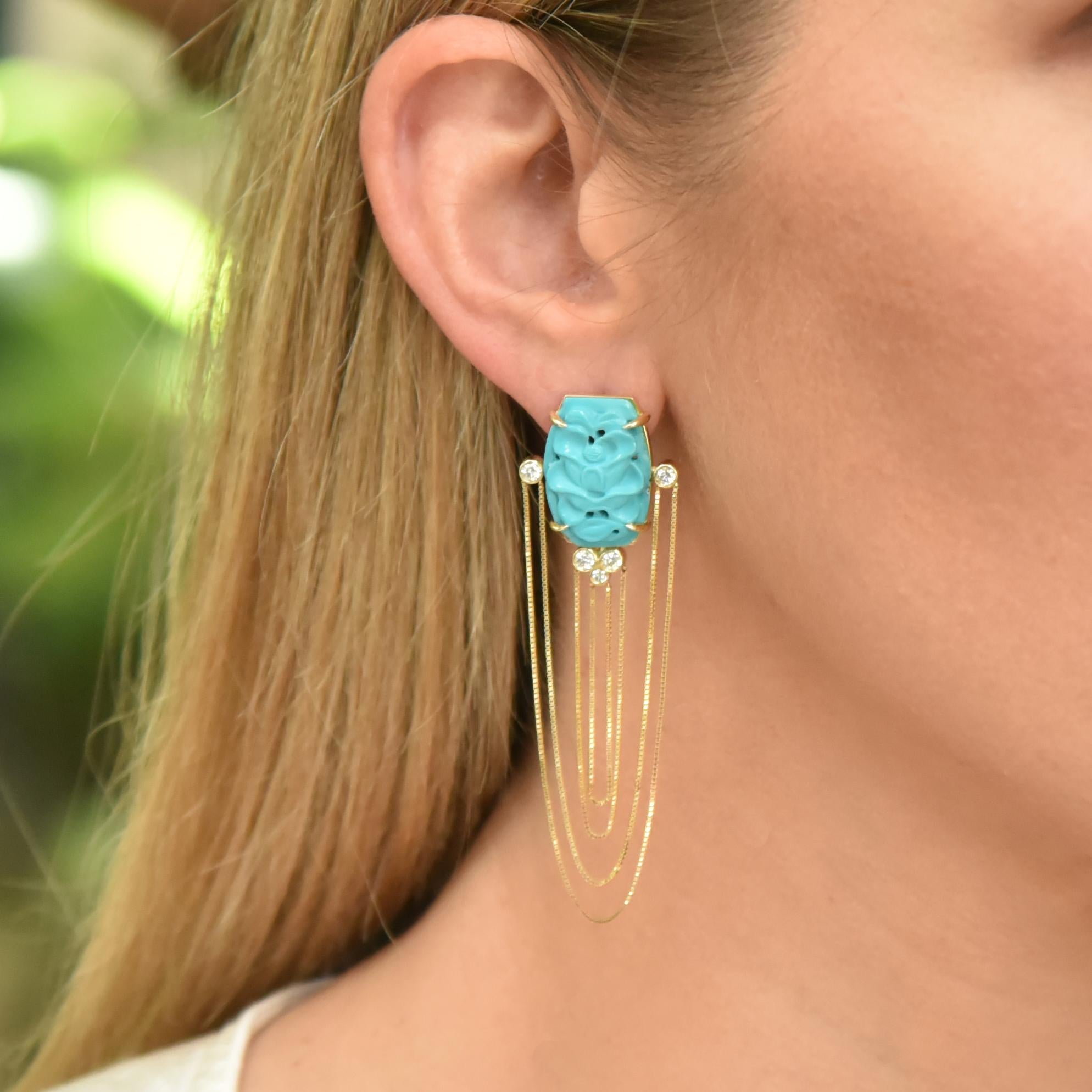 Round Cut Dangling Earrings in 18 Karat Gold with Diamonds And Carved Turquoise For Sale