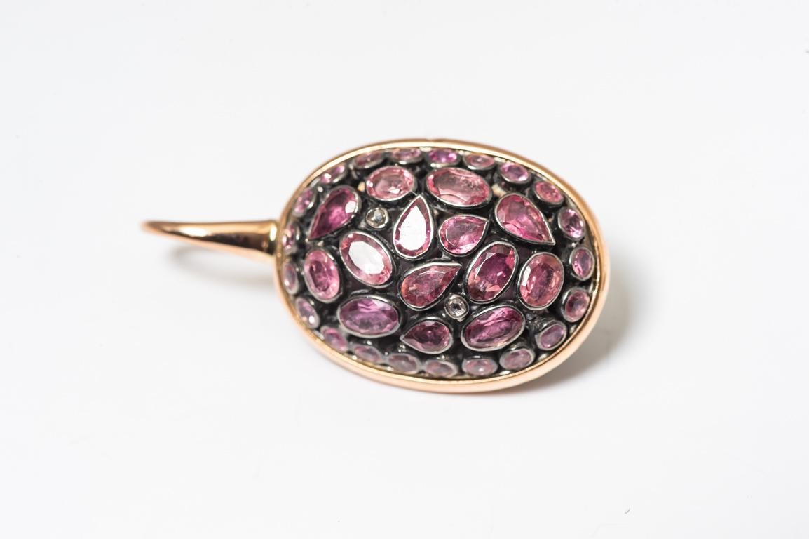 Dangling Earrings Turtle Junagarh Pink Tourmaline in Gold and Silver For Sale 1