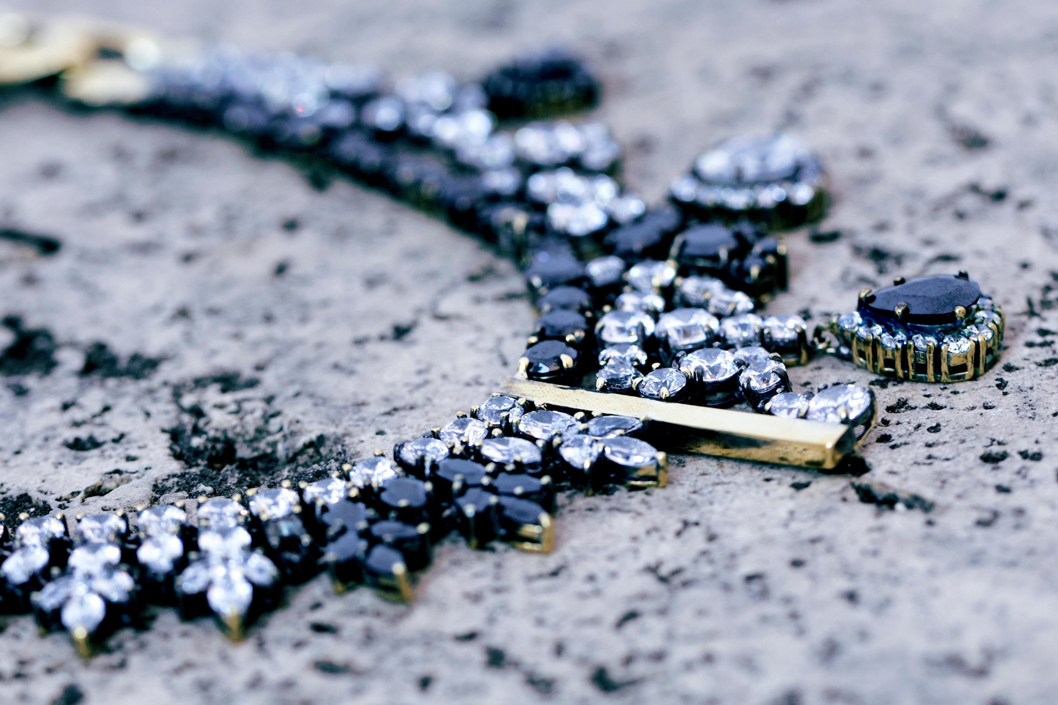 Dangling Optical Earrings with Black and White Zircons from Iosselliani In New Condition For Sale In Rome, IT