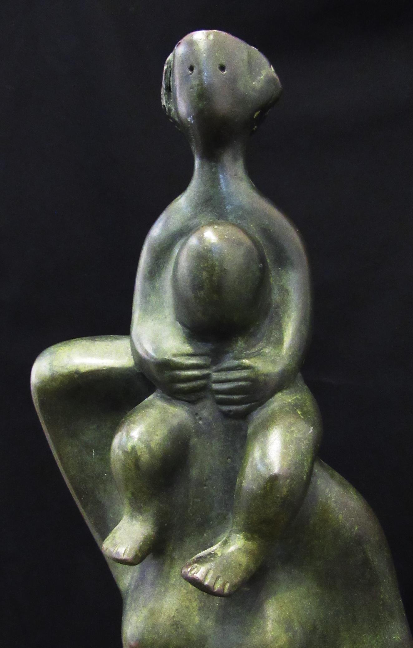 Daniel Kafri, „Familie“, 1989, Bronzeskulptur, 27x17x19 cm (Gold), Figurative Sculpture, von Dani Daniel Kafri