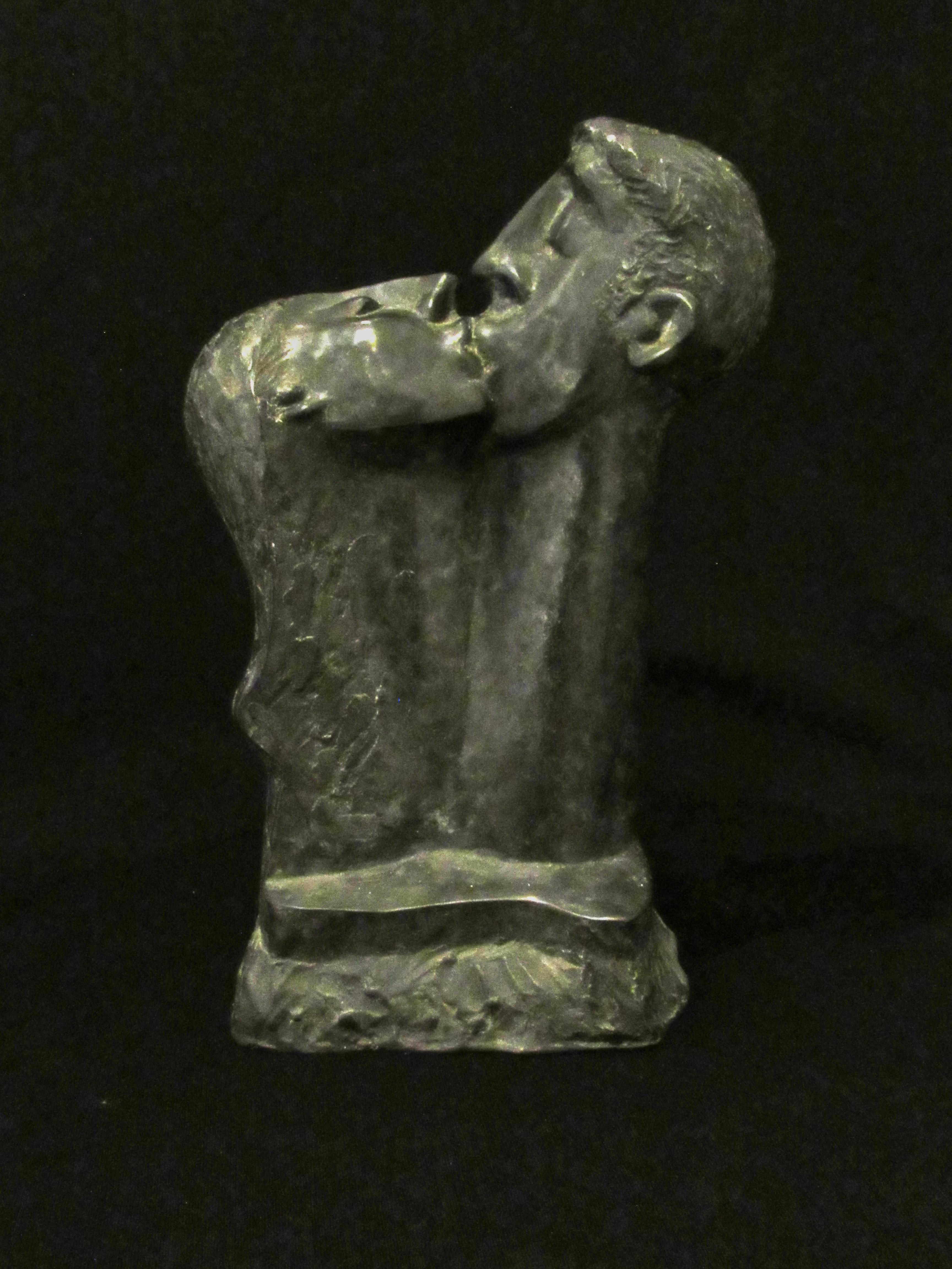 Dani Daniel Kafri Figurative Sculpture - Daniel Kafri, "Kiss", 1990, bronze sculpture, 27x17x10 cm