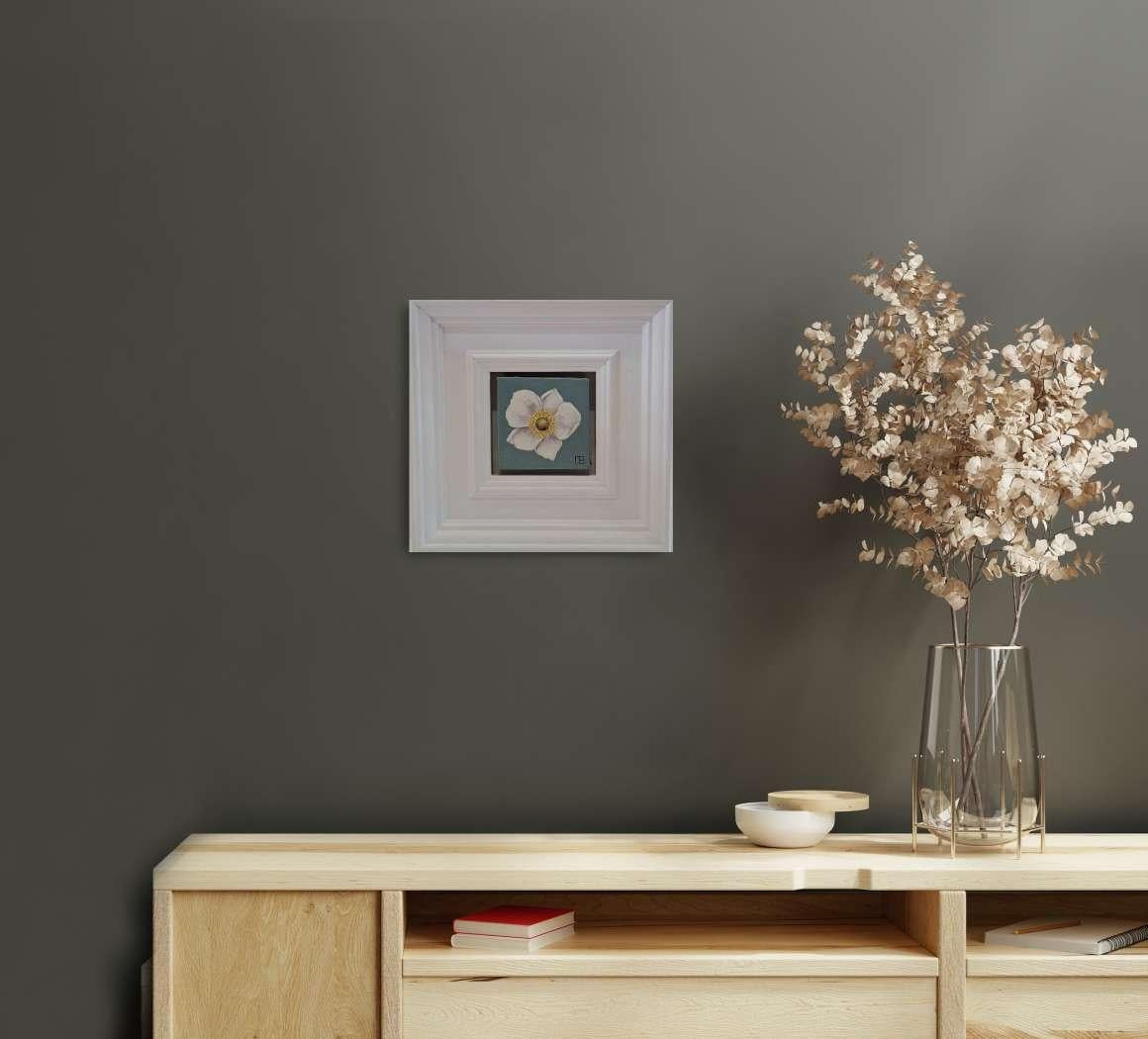 Anemone White Pocket Painting, original painting, still-life, contemporary For Sale 2