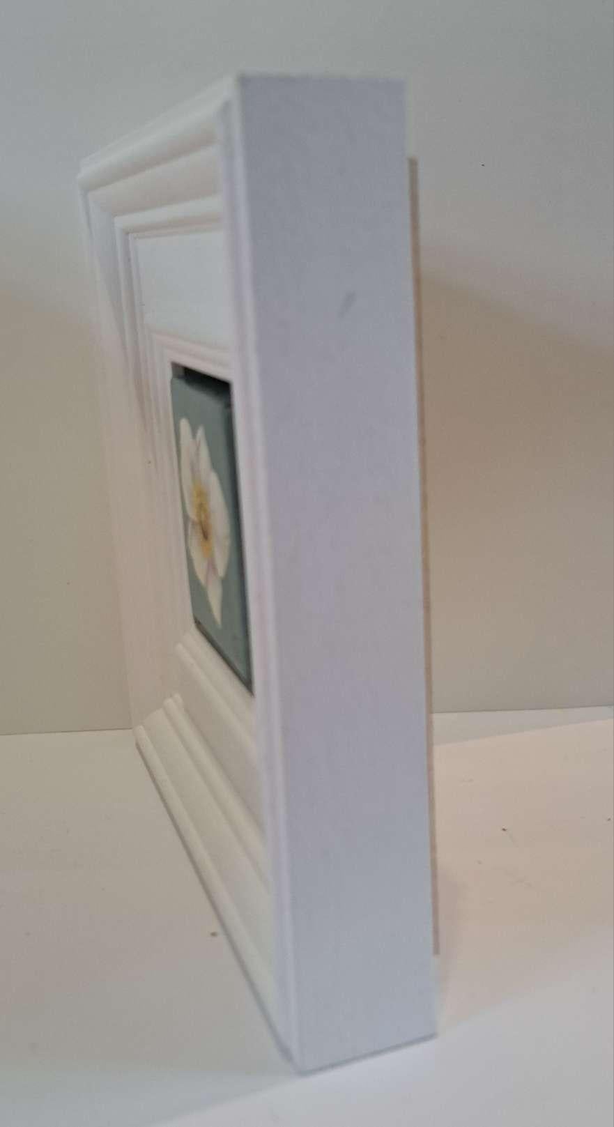 Anemone White Pocket Painting, original painting, still-life, contemporary For Sale 3