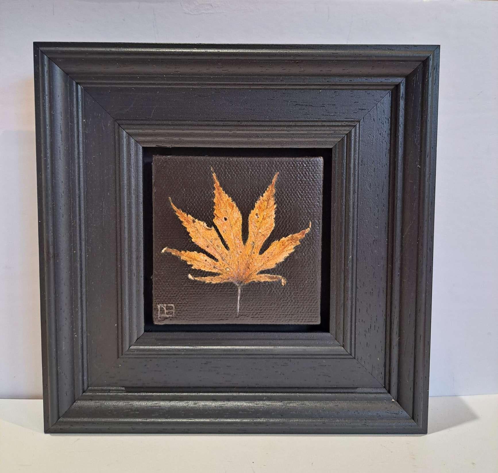Autumn Leaf Pale Blue Pocket Painting 6A c, Originalgemälde, Stillleben im Angebot 3