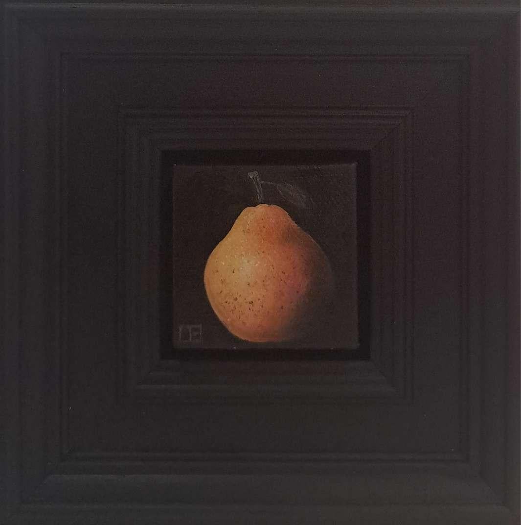 Pocket Yellow Blush Pear est une peinture à l'huile originale réalisée par Dani Humberstone dans le cadre de sa série Pocket Painting, qui propose des peintures à l'huile réalistes à petite échelle, avec un clin d'œil aux natures mortes baroques.