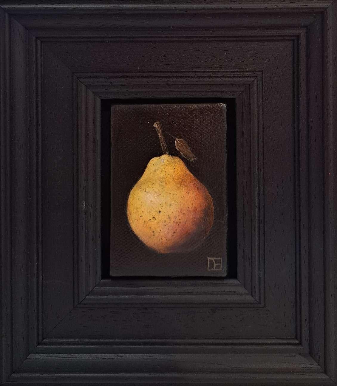 Pocket Blush Pear 6c è un dipinto a olio originale di Dani Humberstone che fa parte della sua serie Pocket Painting, caratterizzata da dipinti a olio realistici in scala ridotta, con un accenno alla pittura barocca di nature morte. I dipinti sono