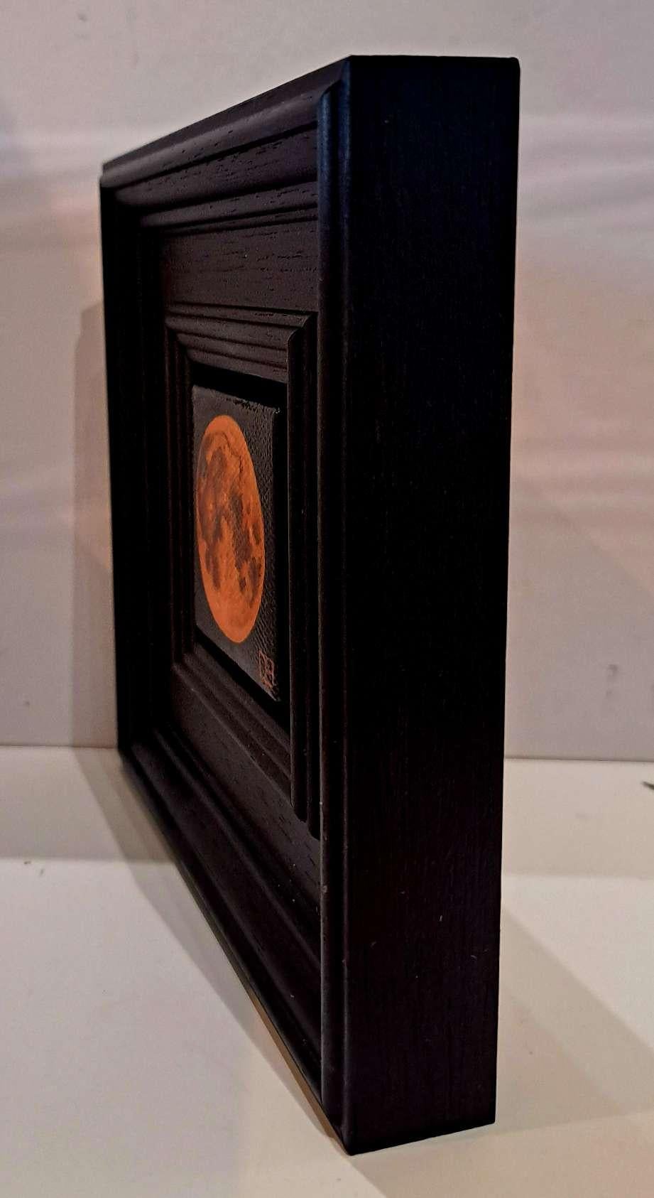 Luna Eclipse Taschengemälde, Originalgemälde, Stillleben im Angebot 2