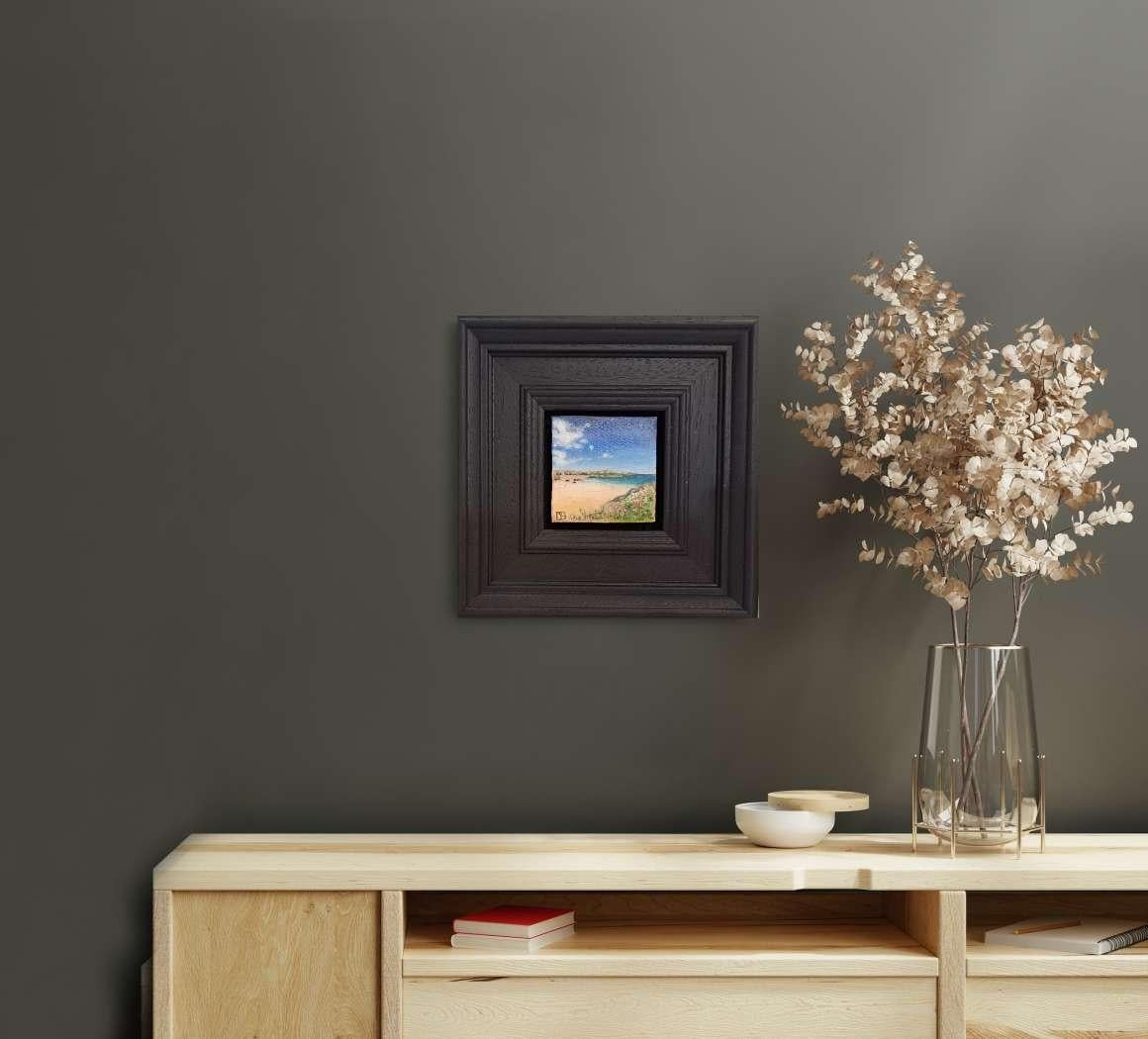 Newquay, Collezione di paesaggi serie tascabile - Painting di Dani Humberstone