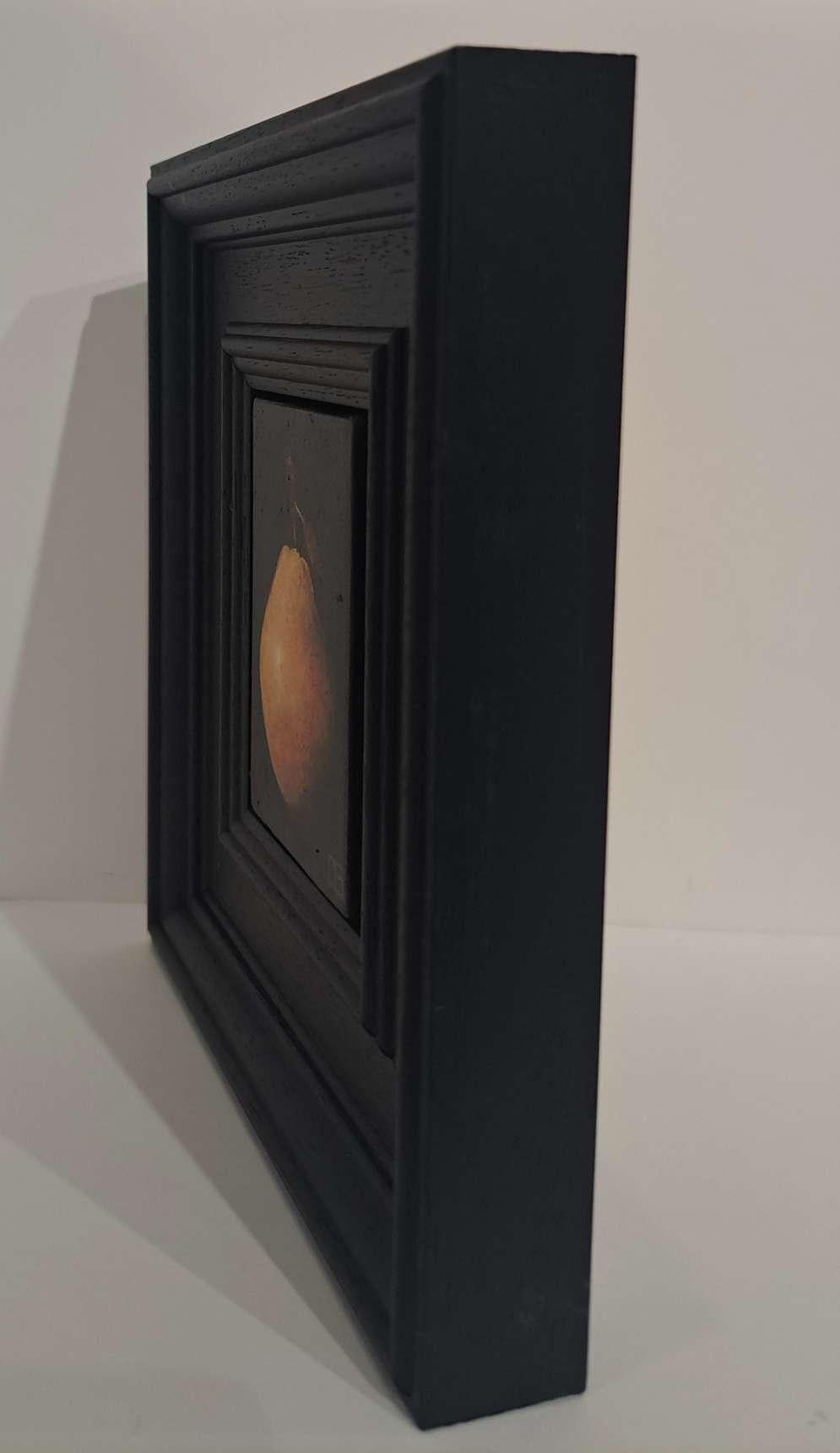 Poire Blush Pocket Painting 10c, peinture originale, nature morte en vente 4