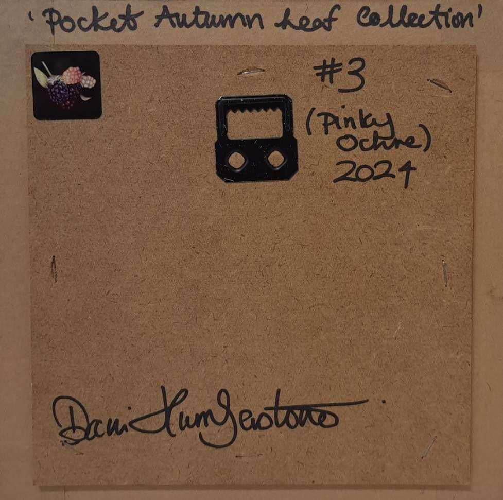 Pocket Autumn Collection Feuille d'automne #3  [2024], Nature morte baroque, Petit art en vente 3