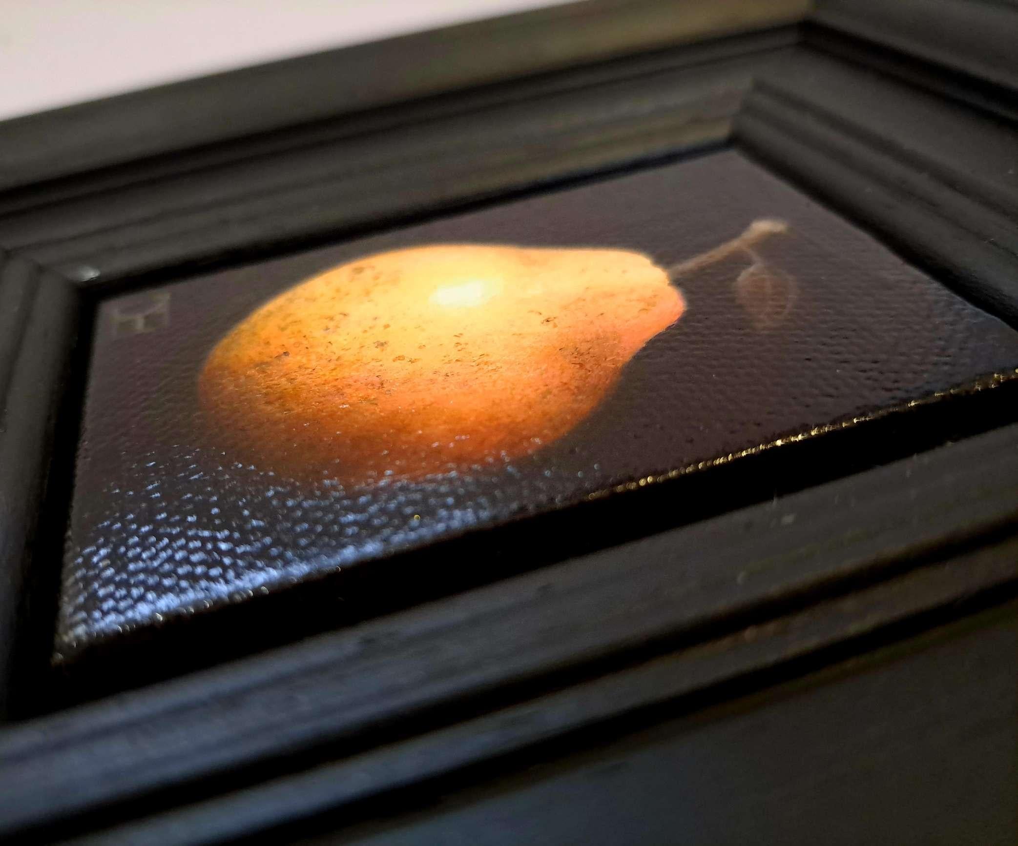 Pocket Blush Pear c, Pintura Original, Arte Frutal, arte pera 4