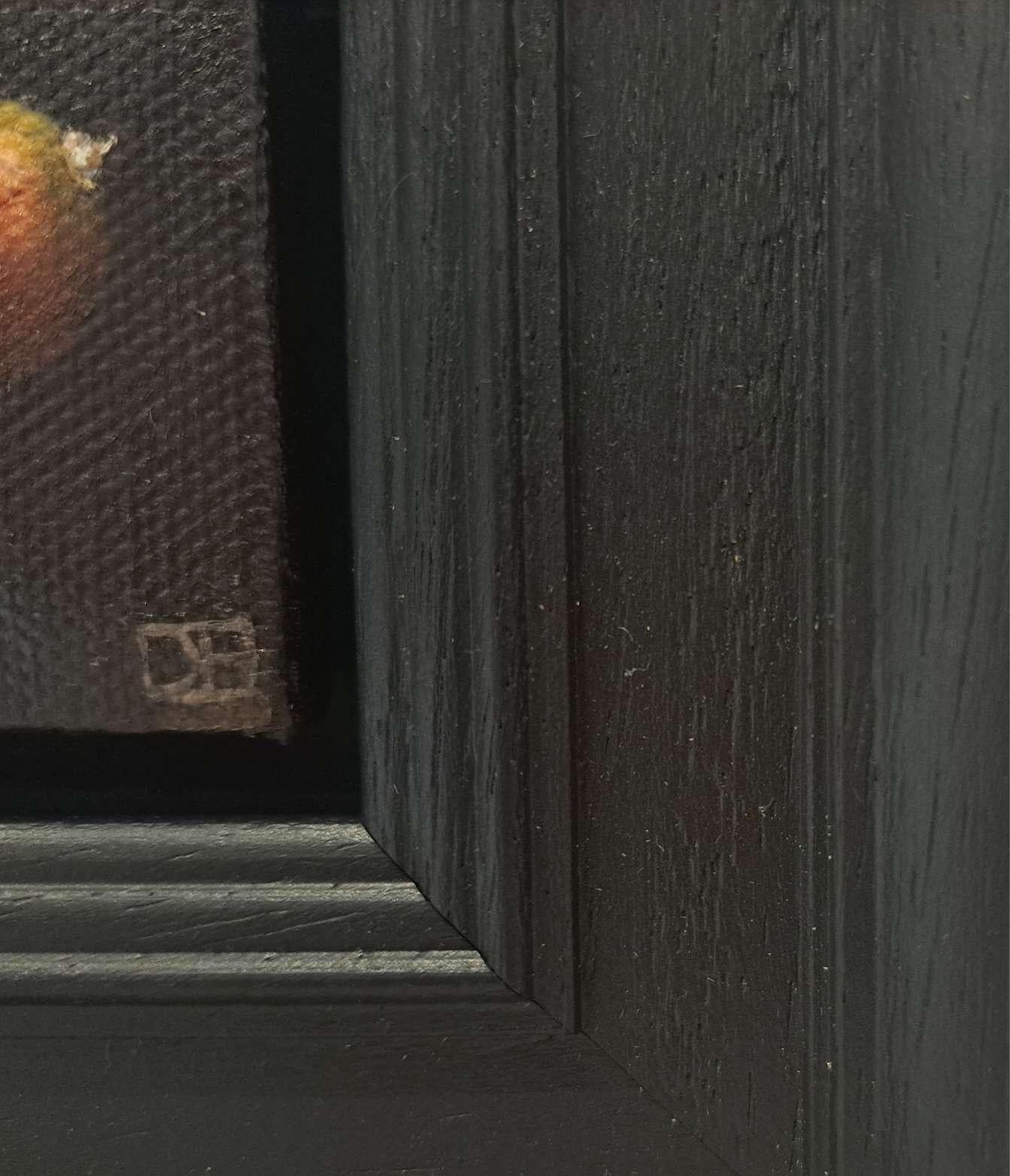 Pocket Brown Acorn è una natura morta originale dell'artista Dani Humberstone. Questo quadro è una natura morta in scala ridotta di ispirazione rinascimentale in stile fotorealistico ed è venduto in una splendida cornice di legno nera a strati.

Le