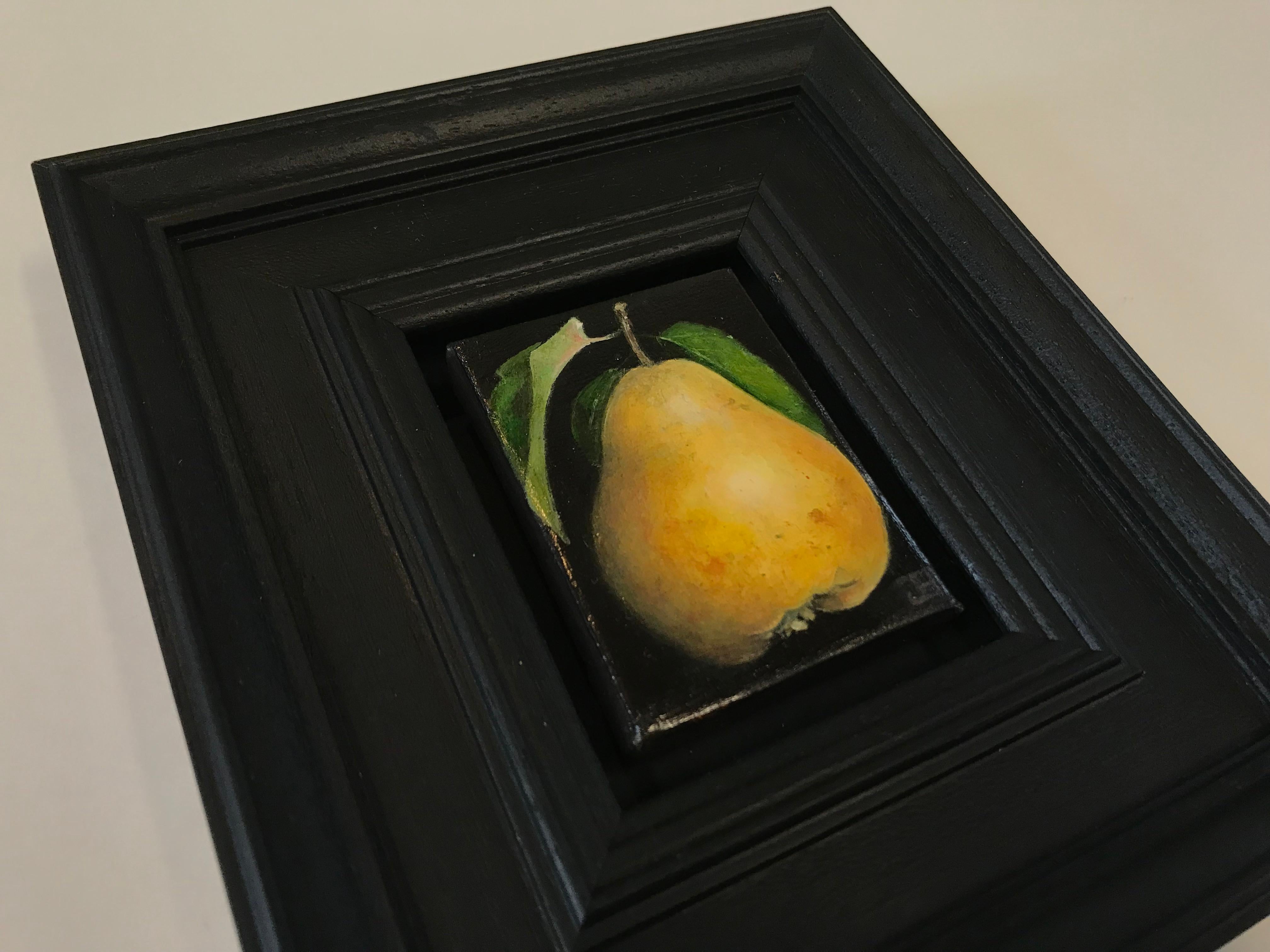 Pocket Deep Yellow Quince [2023], Nature morte baroque, peinture originale 6