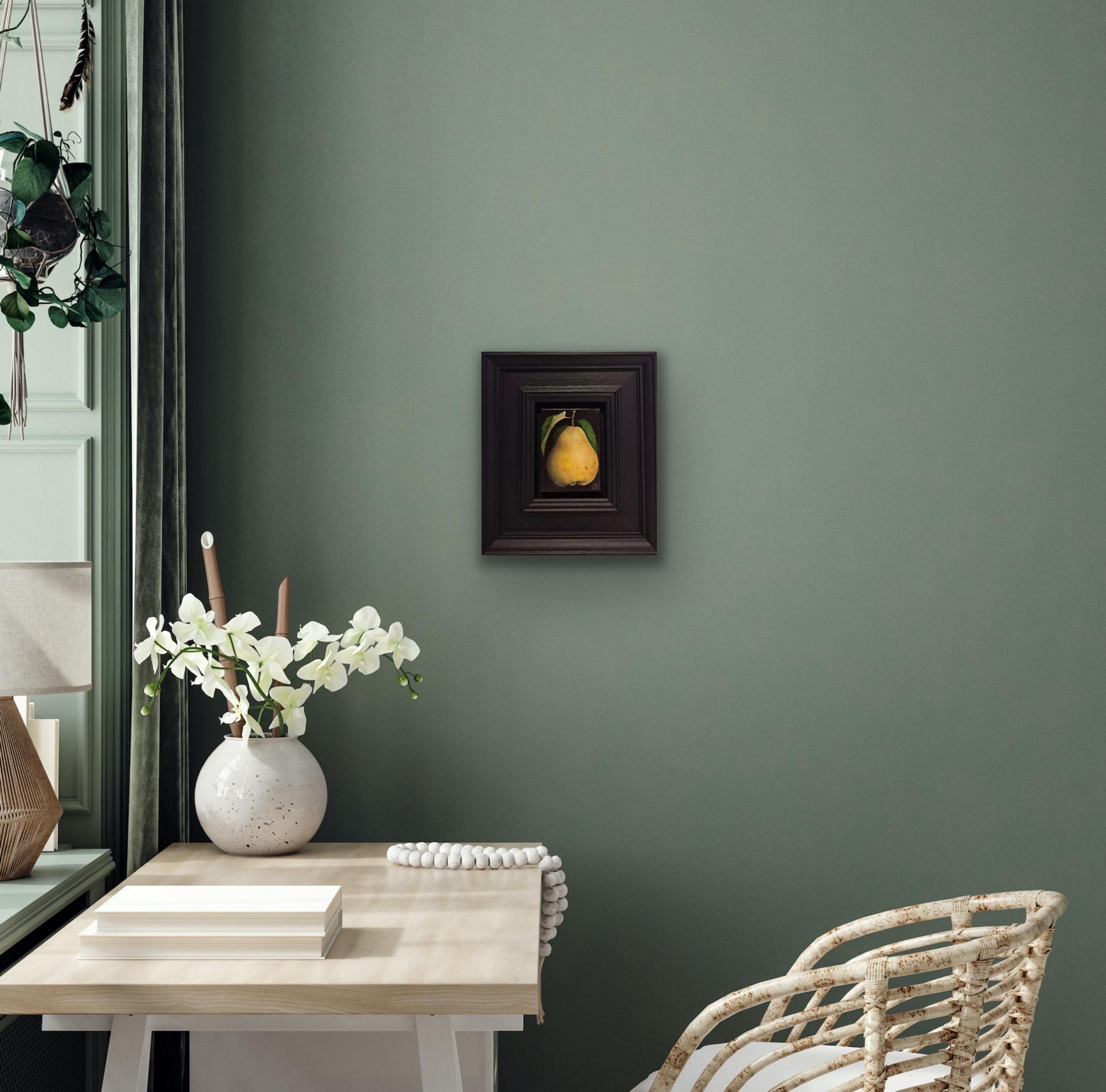 Pocket Deep Yellow Quince [2023], Nature morte baroque, peinture originale 1