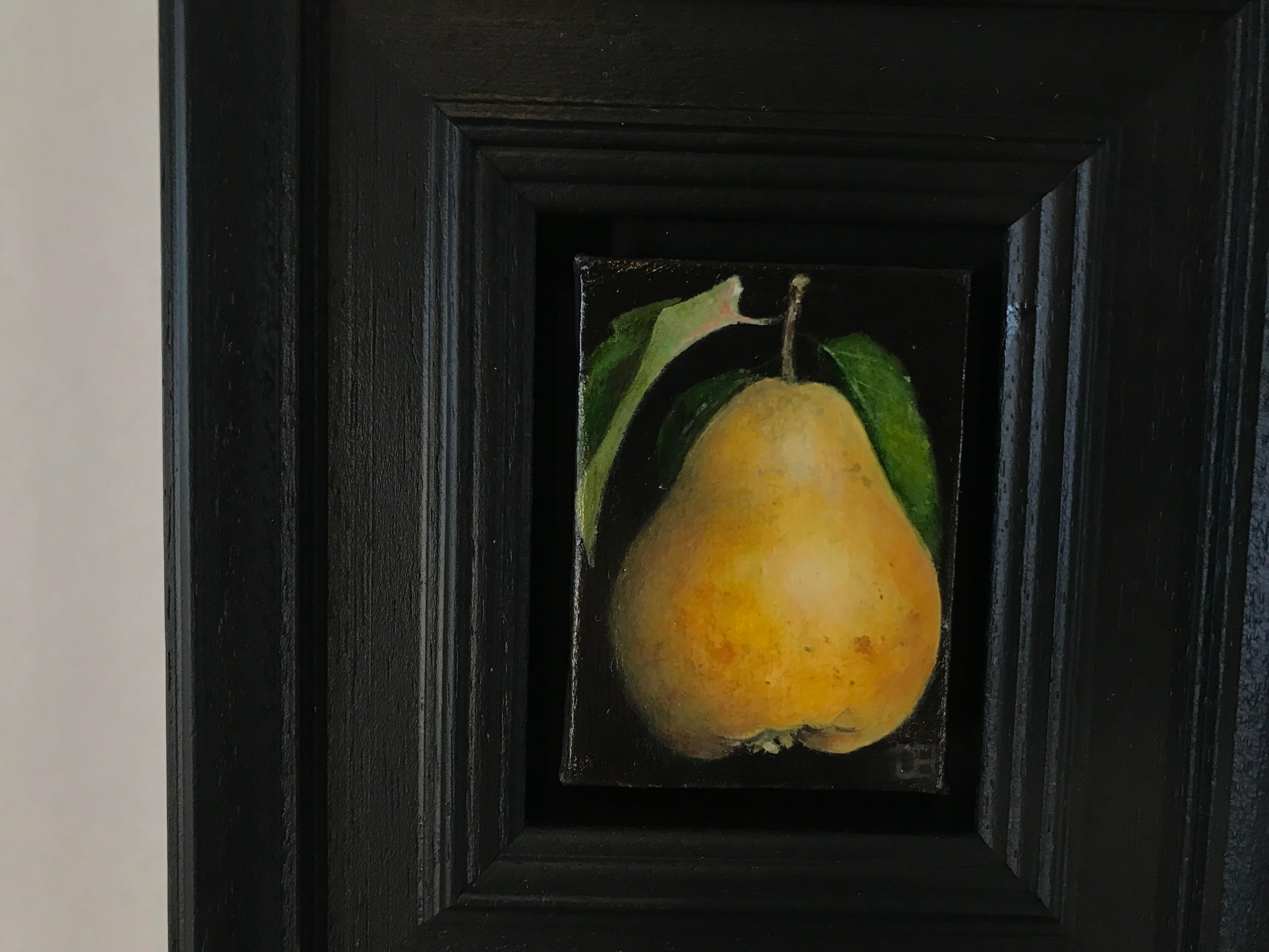 Pocket Deep Yellow Quince [2023], Nature morte baroque, peinture originale 5