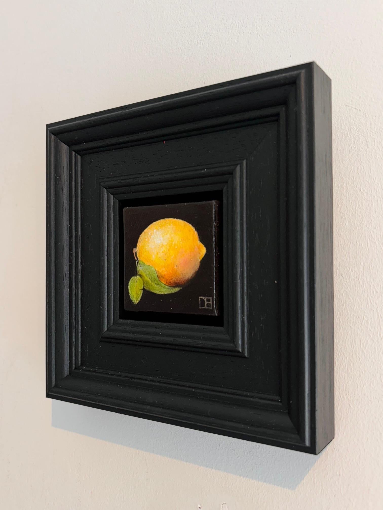 Dieses außergewöhnliche Kunstwerk ist derzeit in der Signet Contemporary Art Gallery und online ausgestellt und zu verkaufen.

Pocket Lemon strotzt vor Helligkeit und fängt den fröhlichen Geschmack von Zitrusfrüchten in einer fein gezeichneten