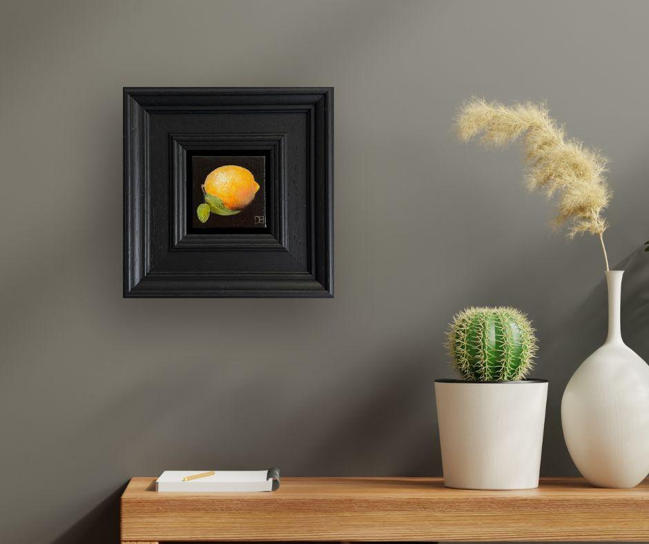 Pocket Lemon - Original Realismus Stillleben Obst - zeitgenössische Kunst im Angebot 1