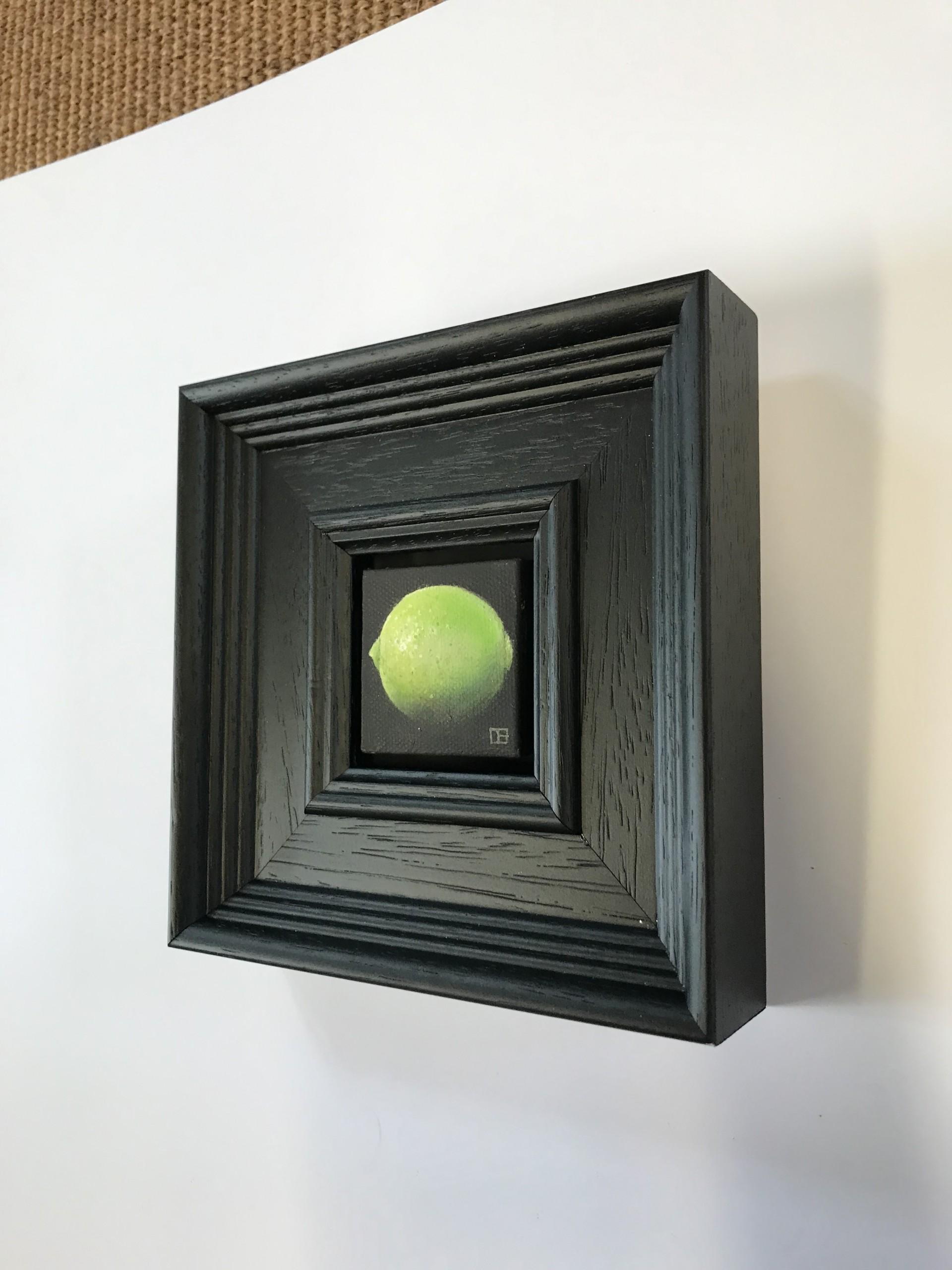 Lima de bolsillo es un bodegón al óleo original a pequeña escala pintado por Dani Humberstone, que forma parte de su serie de frutas de bolsillo a pequeña escala.

INFORMACIÓN ADICIONAL:
firmado por el artista 
Óleo sobre lienzo
16 Al x 16 An x 3,50