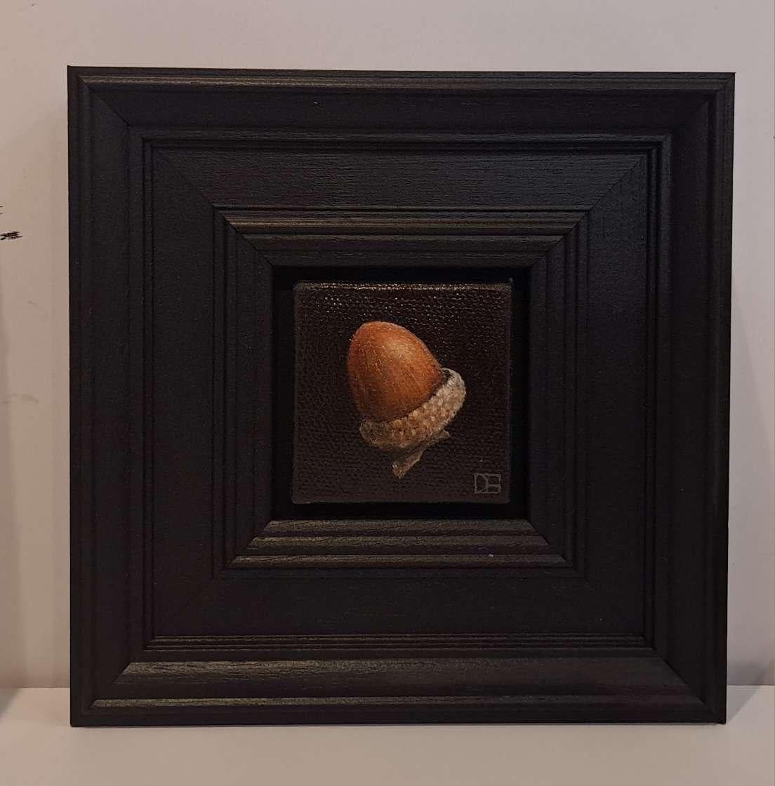 Parte de la Colección de Otoño nº 3: Pocket Ochre Acorn es un óleo original de Dani Humberstone que forma parte de su serie Pocket Painting, que presenta óleos realistas a pequeña escala con un guiño a los bodegones barrocos. Los cuadros están