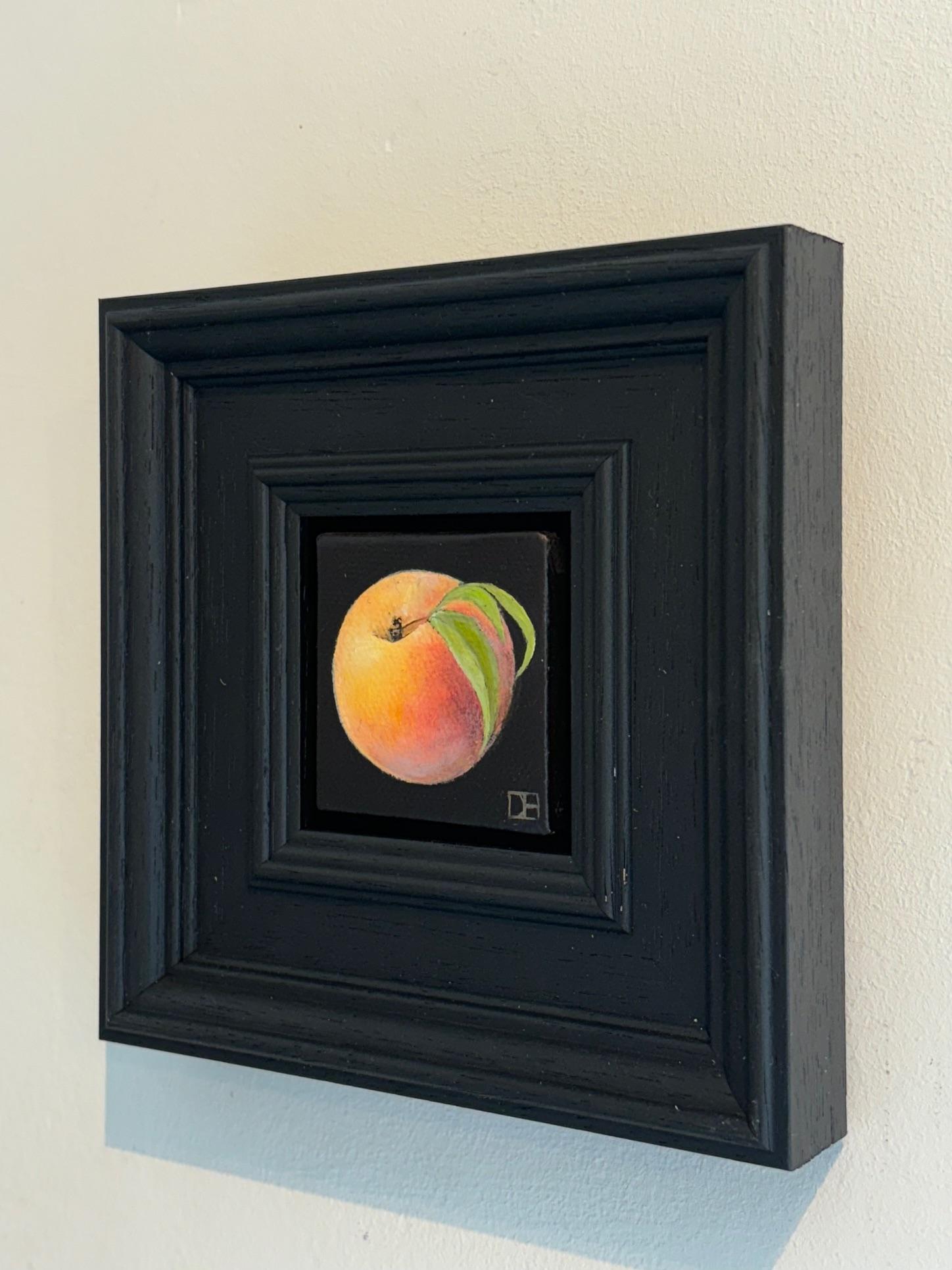 Melocotón de bolsillo - realismo original naturaleza muerta fruta - arte contemporáneo - Painting Realista de Dani Humberstone