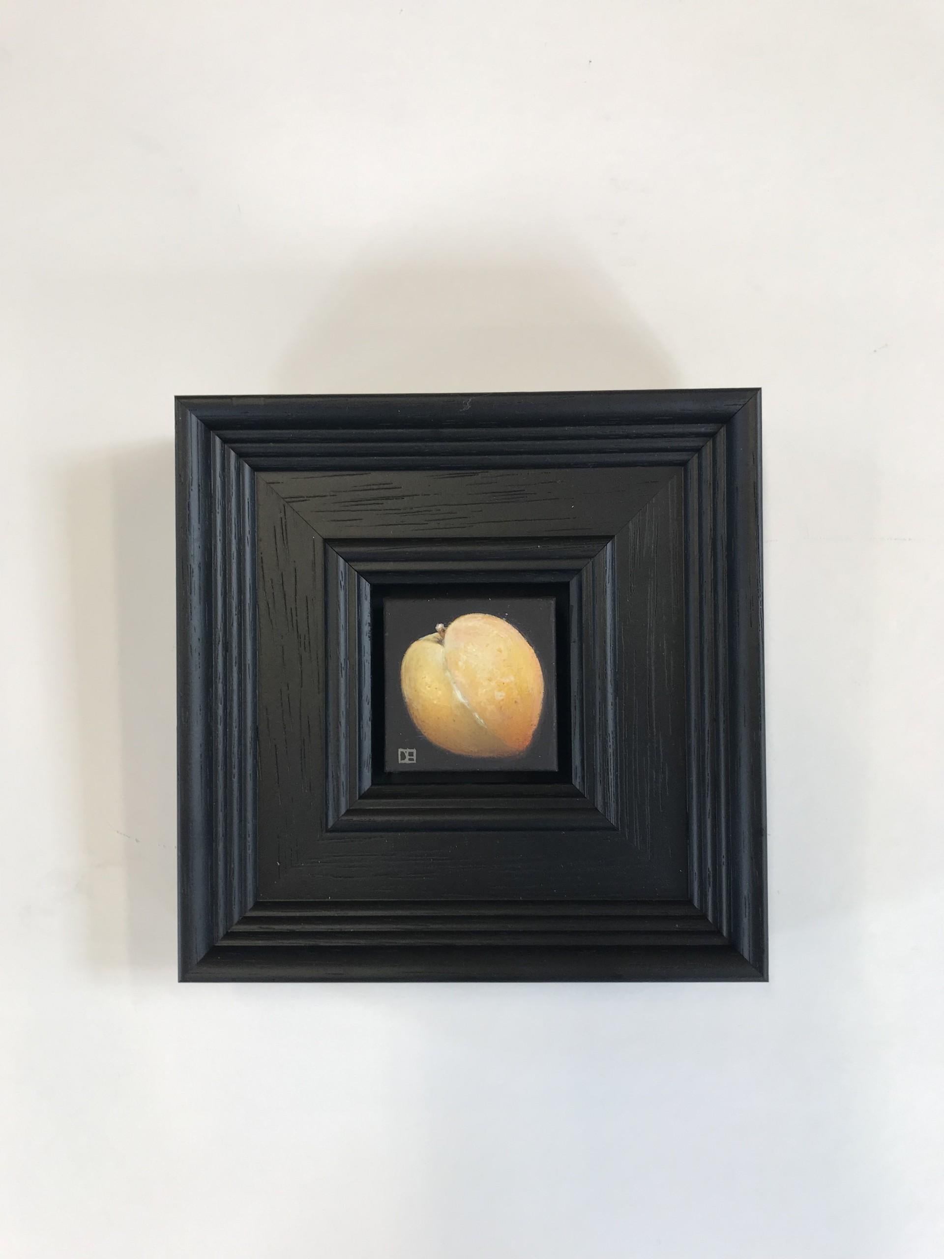 Prugna gialla tascabile, Pittura originale, Natura morta, Arte della frutta - Painting di Dani Humberstone