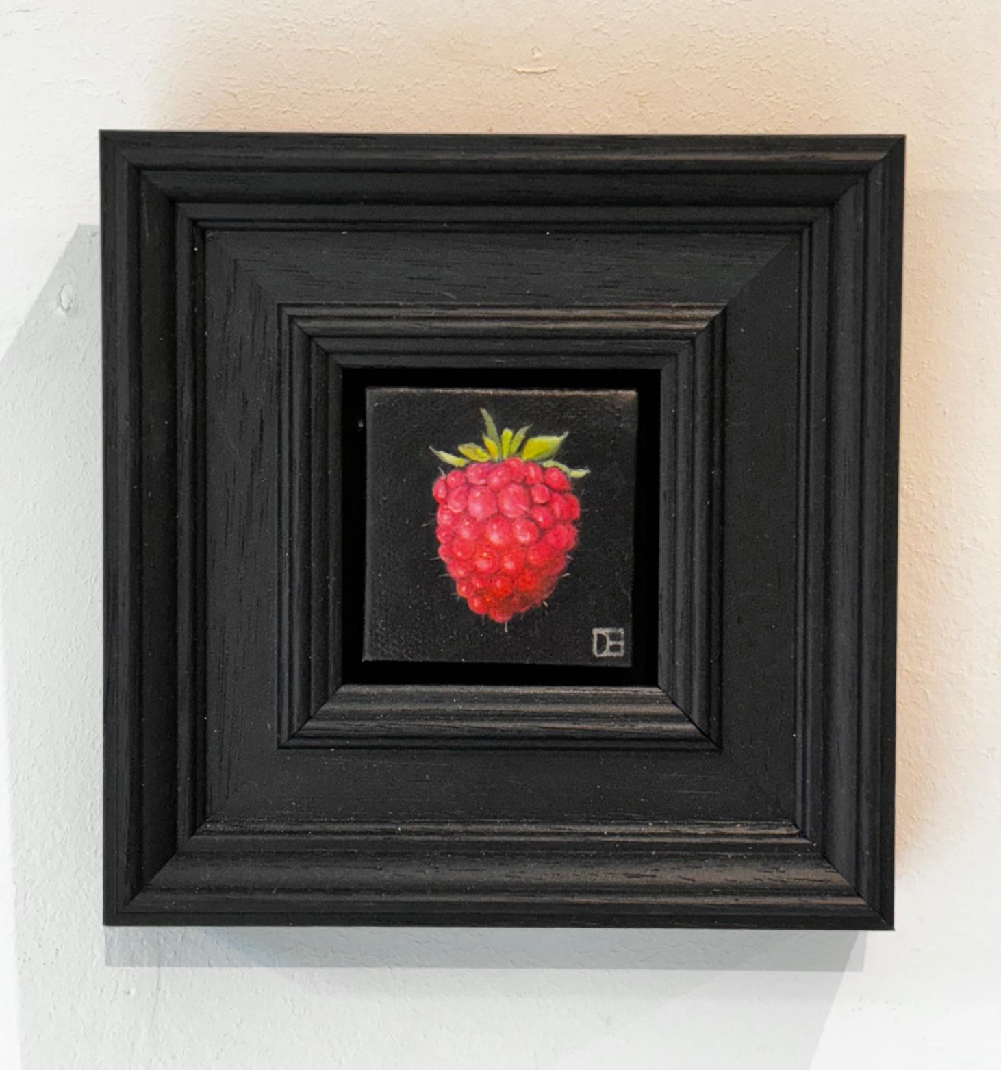 Raspberry - original realism still life fruit - contemporary art - Painting by Dani Humberstone