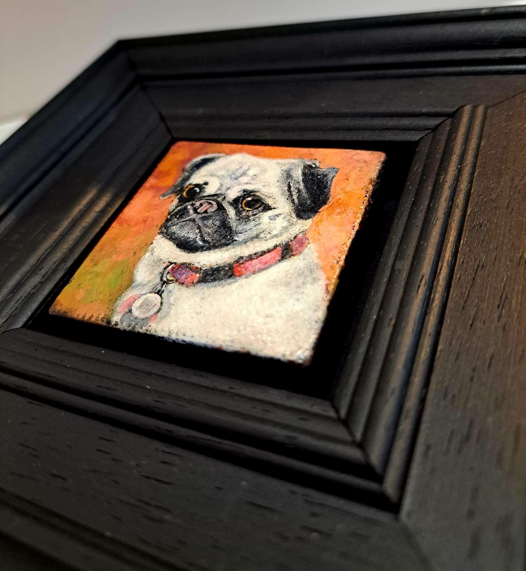 Rose The Pug Pocket Painting, Originalgemälde, Stillleben im Angebot 4