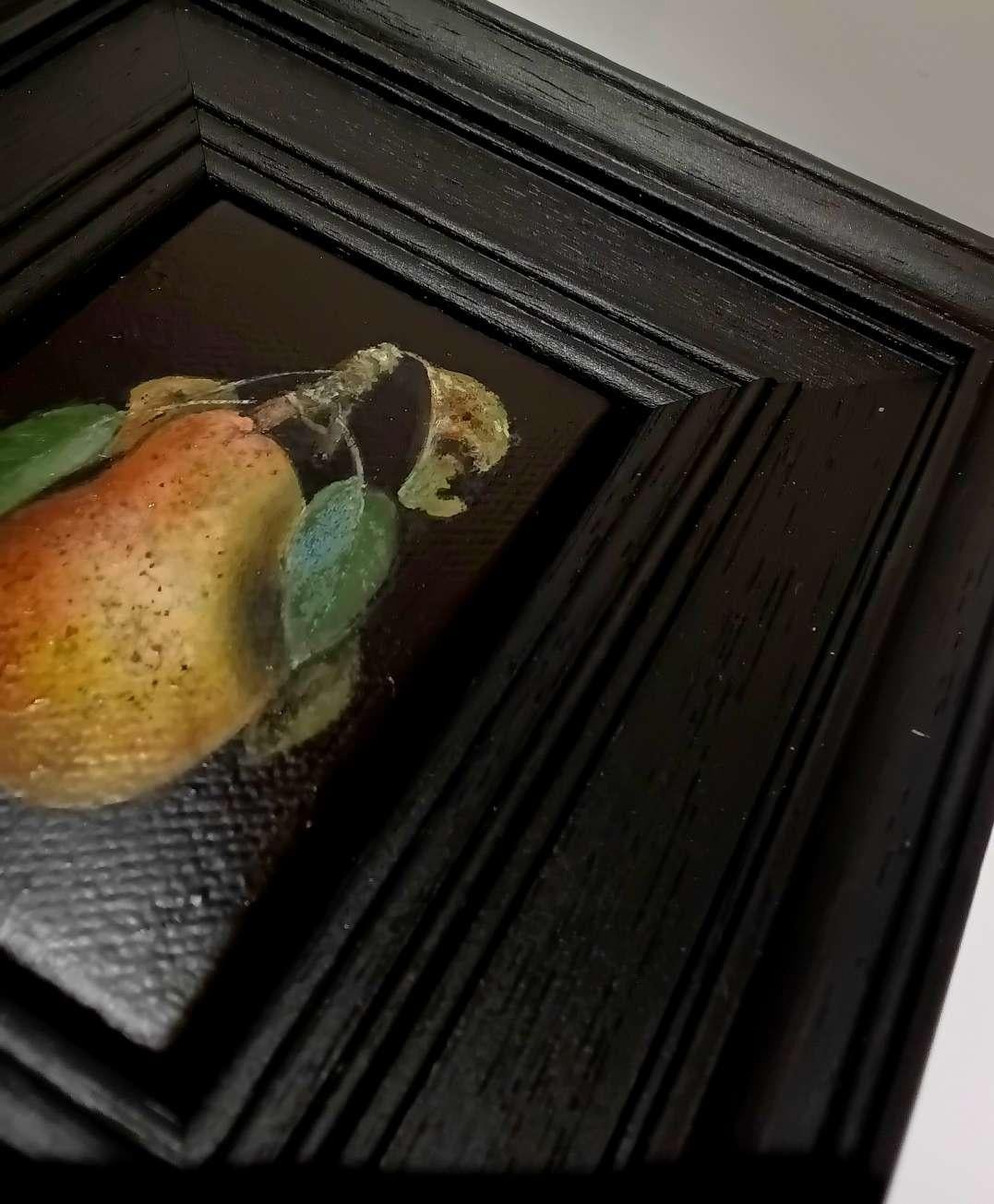 Pittura tascabile di pera selvatica arrugginita 2, pittura originale, contemporanea in vendita 3