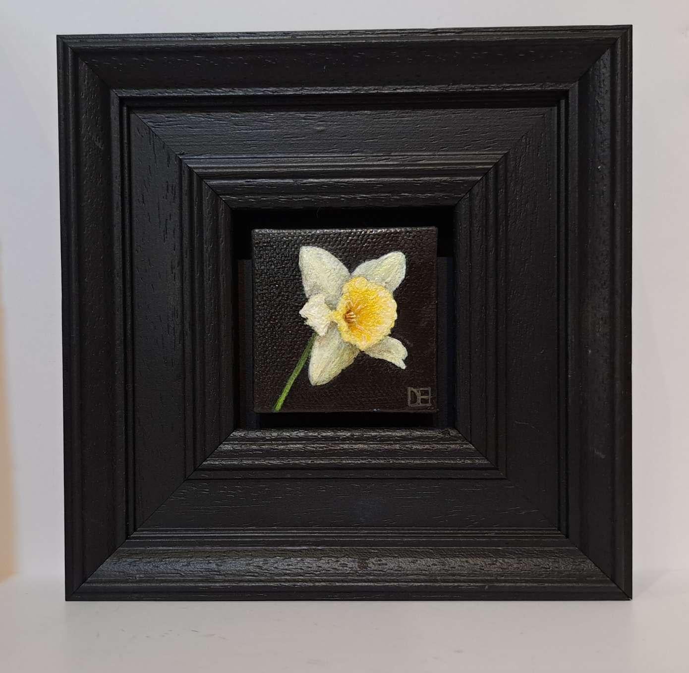 Spring Collection: Taschen-Daffodil [2024], Barock-Stillleben, Blume – Painting von Dani Humberstone