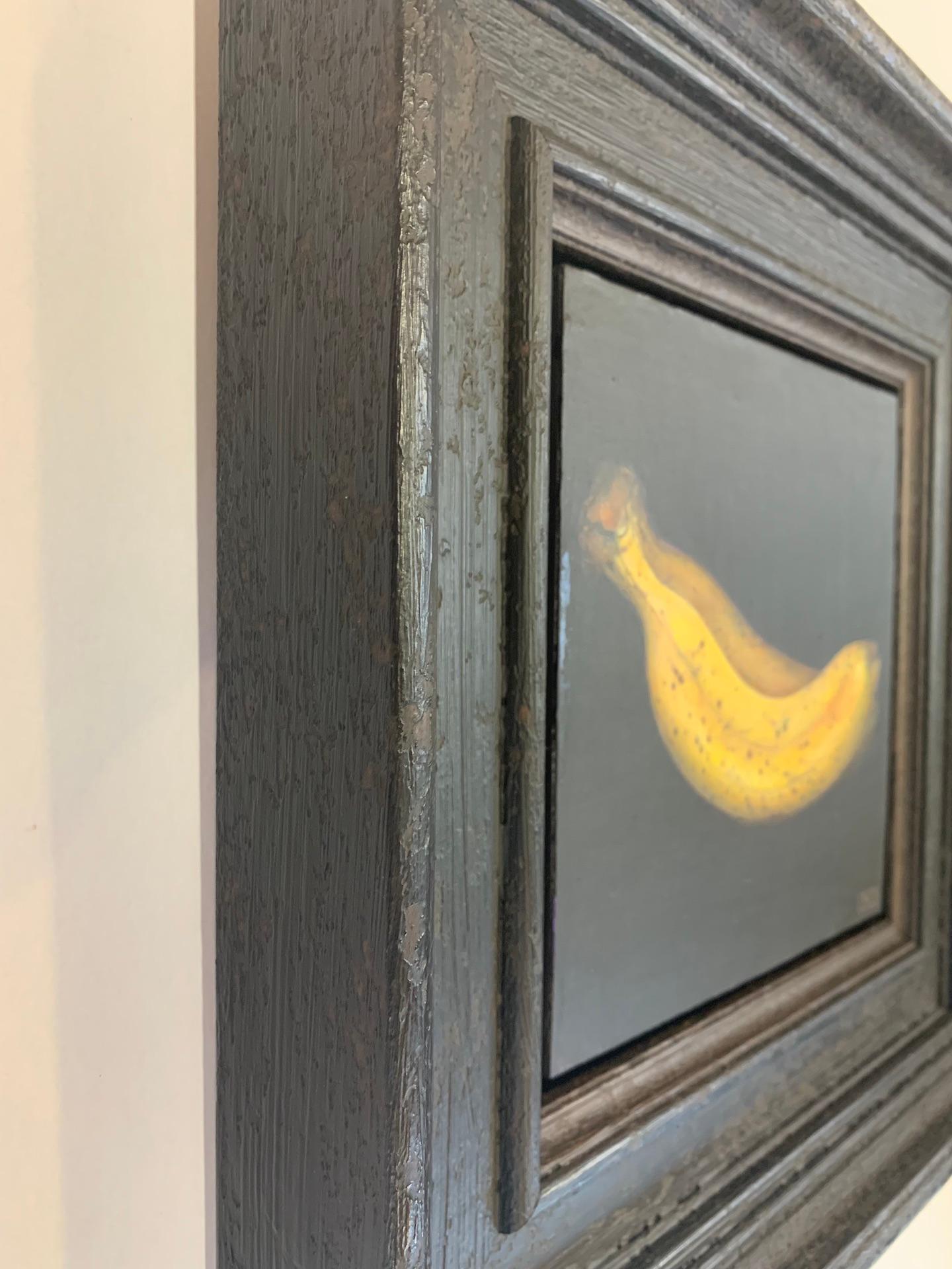 Yellow Banana, Original Painting, Fruit, Still life, Affordable art, Baroque - Gray Still-Life Painting by Dani Humberstone