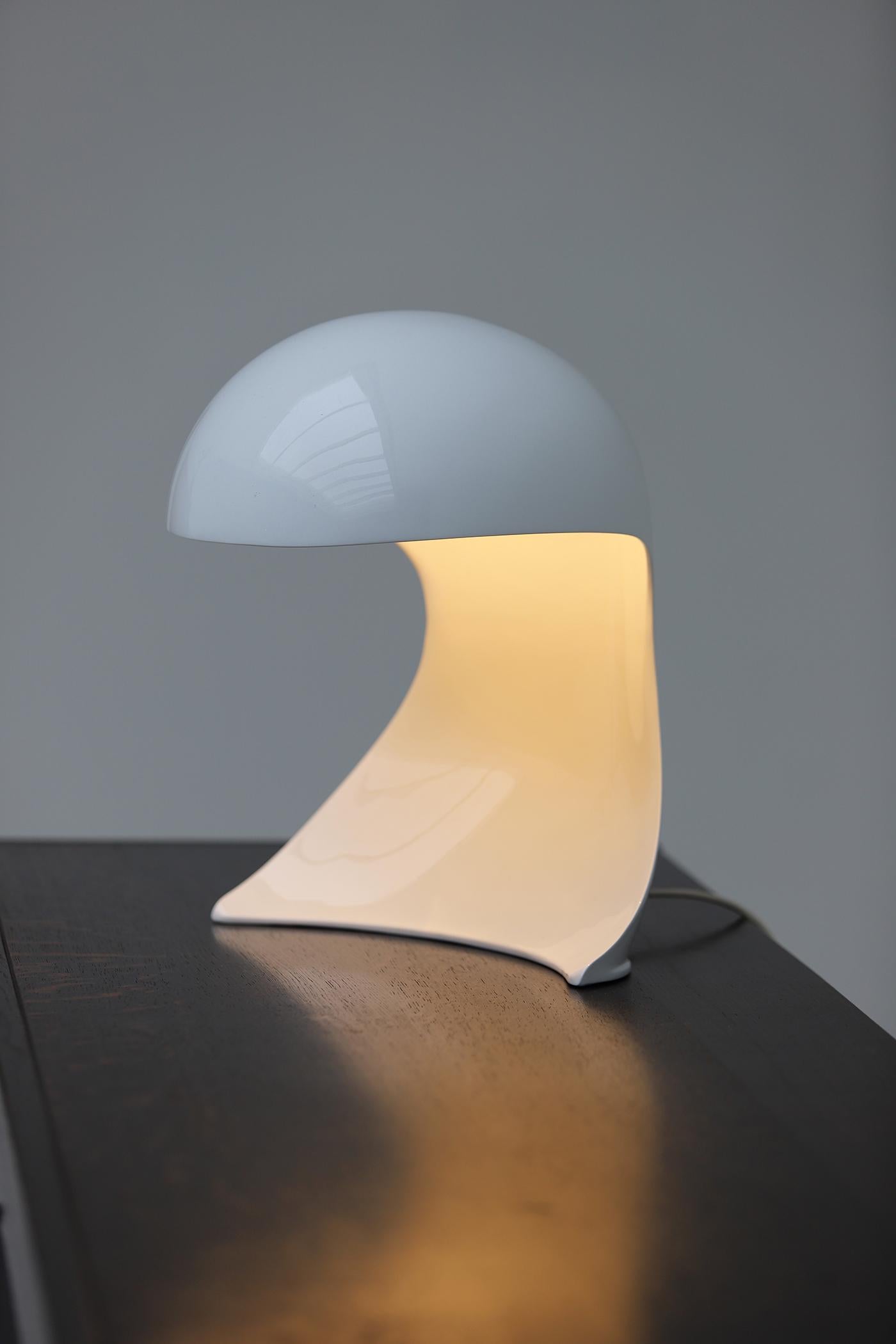 Lampada da tavolo Dania di Dario Tognon & Studio Celli per Artemide, condizioni perfette! in vendita 4