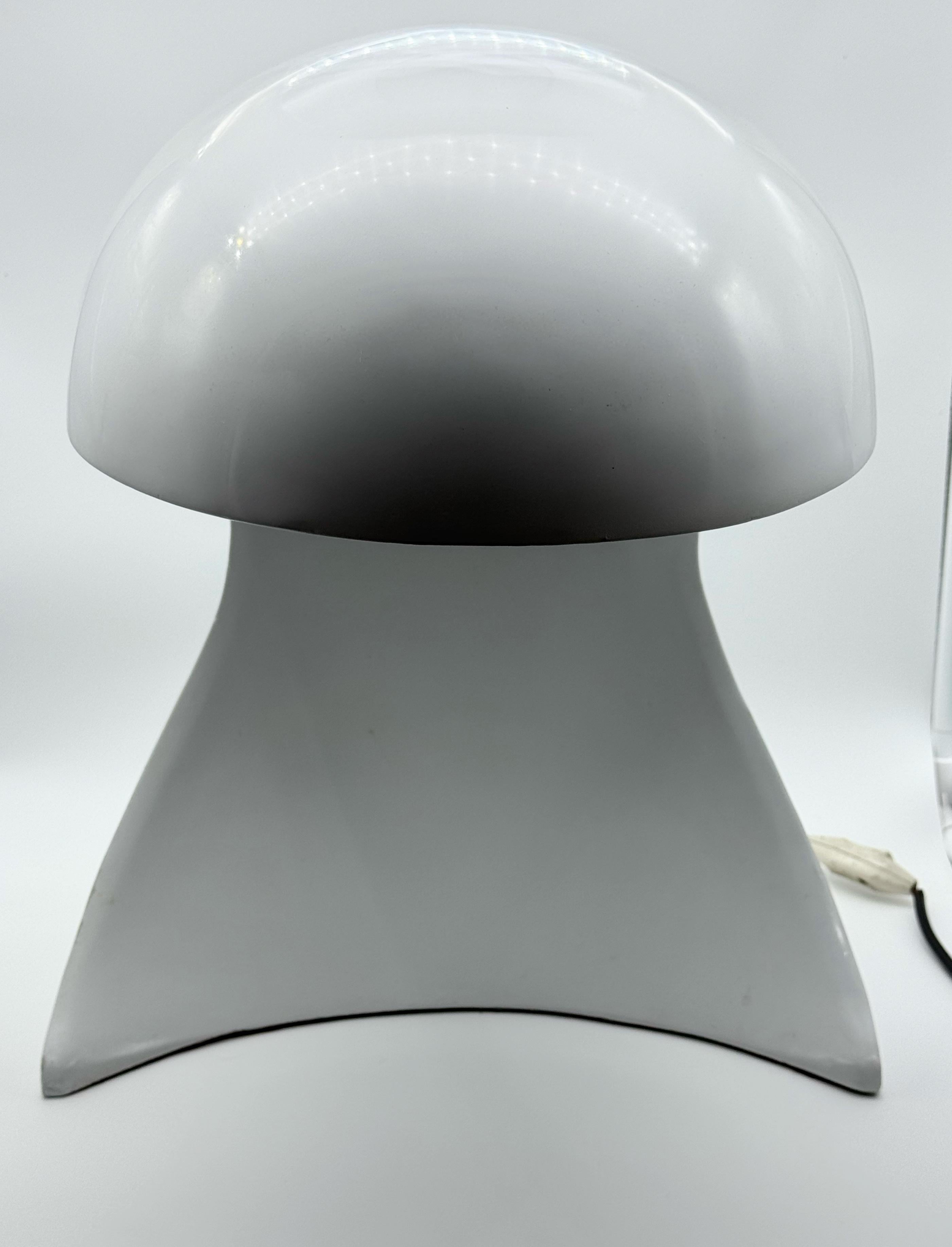Enameled Dania Table Lamp by Dario Tognon and Studio Celli for Artemide For Sale