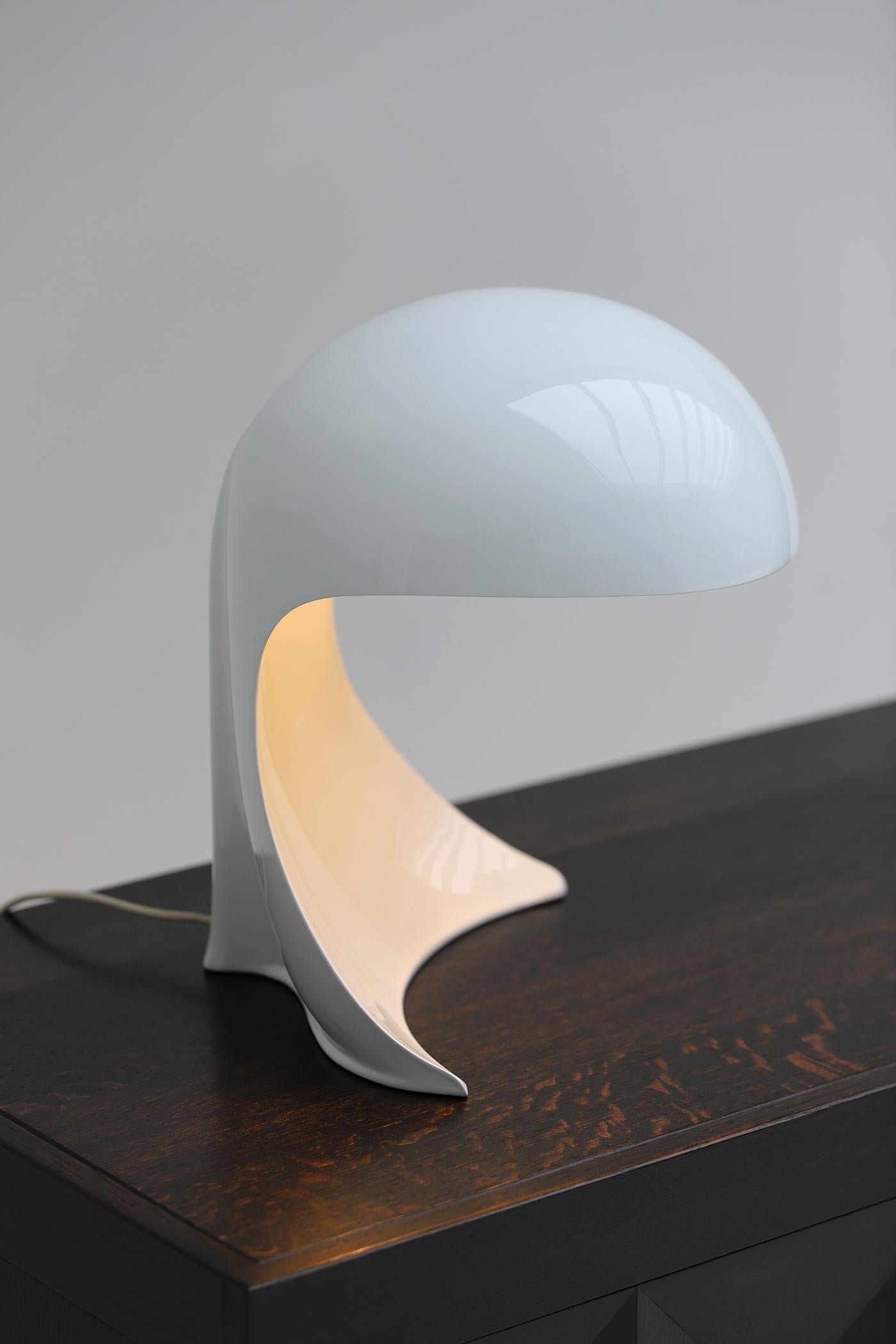 Metà XX secolo Lampada da tavolo Dania di Dario Tognon & Studio Celli per Artemide, condizioni perfette! in vendita