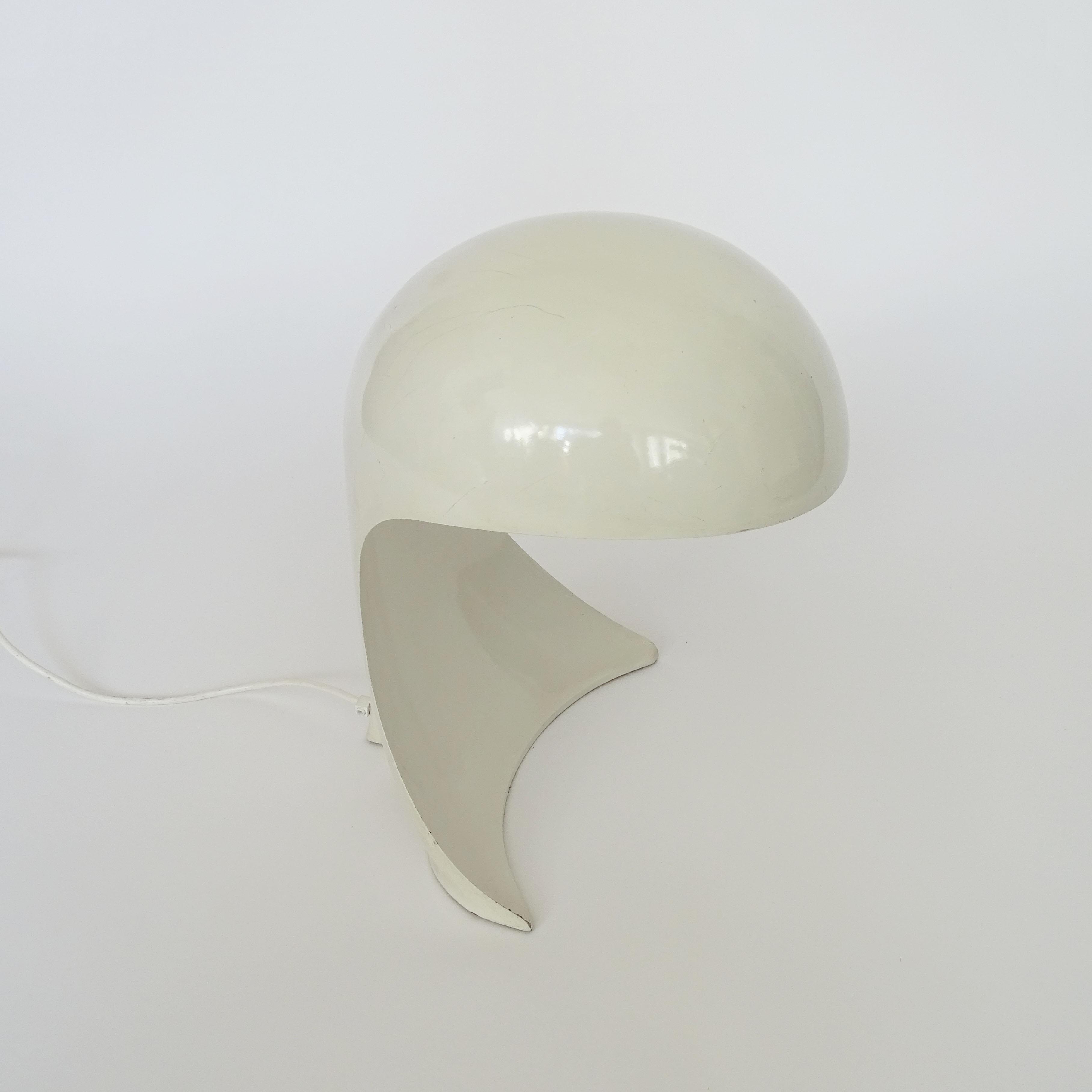 Mid-Century Modern Lampe de table Dania par Dario Tognon pour Artemide, Italie 1969 en vente